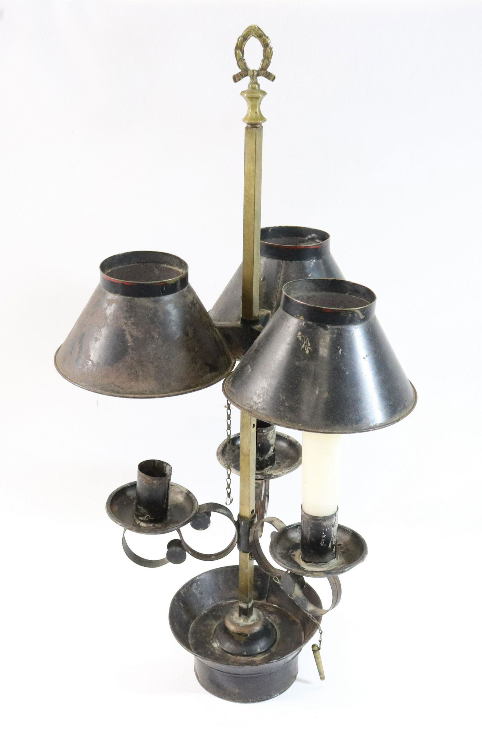 PAINTED TIN AND BRASS CANDLE HOLDER LIGHT (1 of 2)
