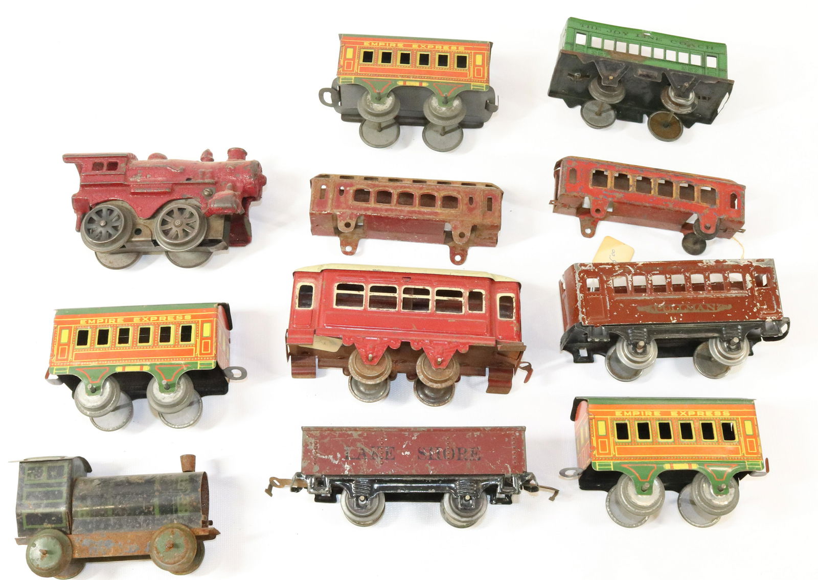 RAILROAD TRAIN CAR AND ENGINE LOT (1 of 3)