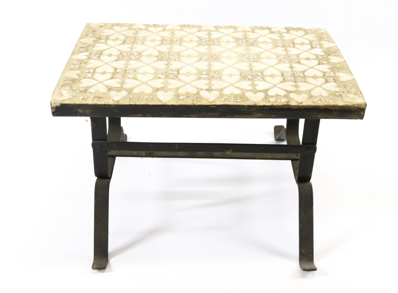 SMALL TILE TOP STAND (1 of 4)