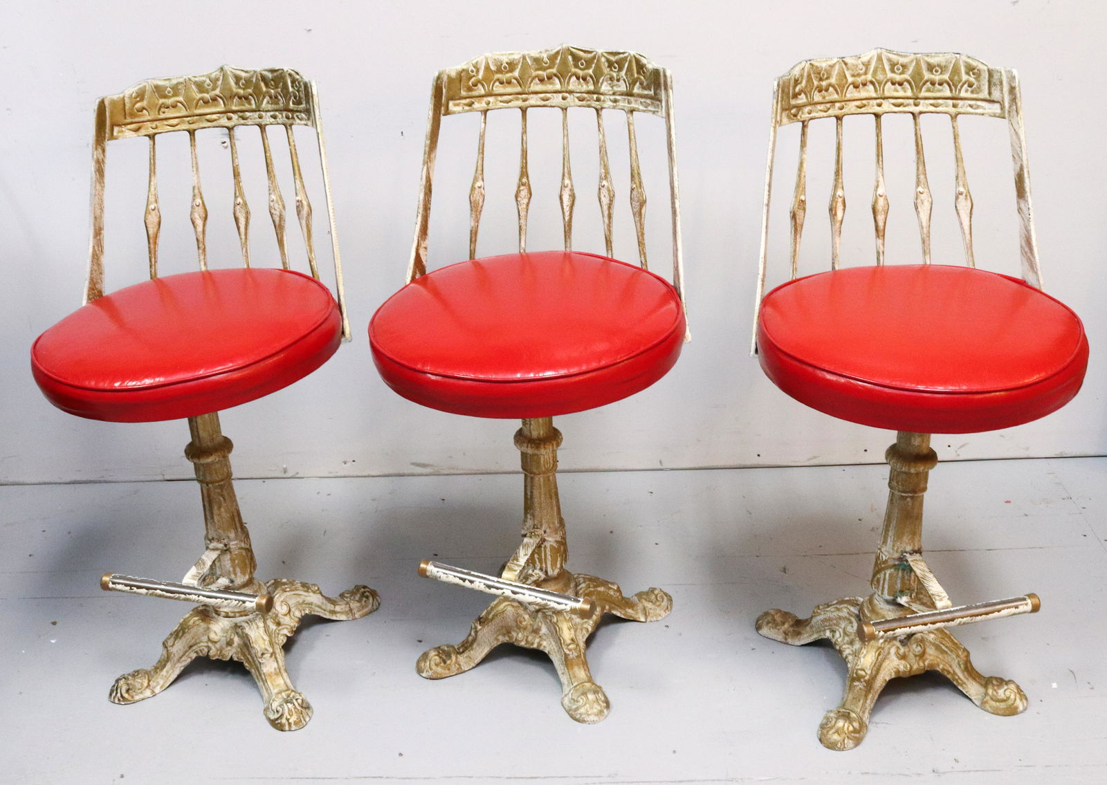 MID-CENTURY MODERN BAR STOOLS (1 of 4)