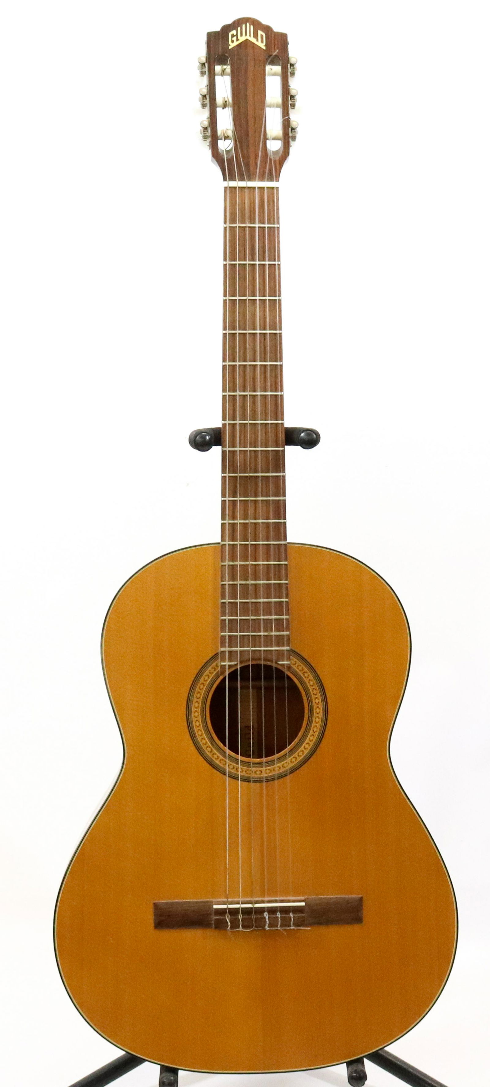 GUILD ACOUSTIC GUITAR (1 of 4)