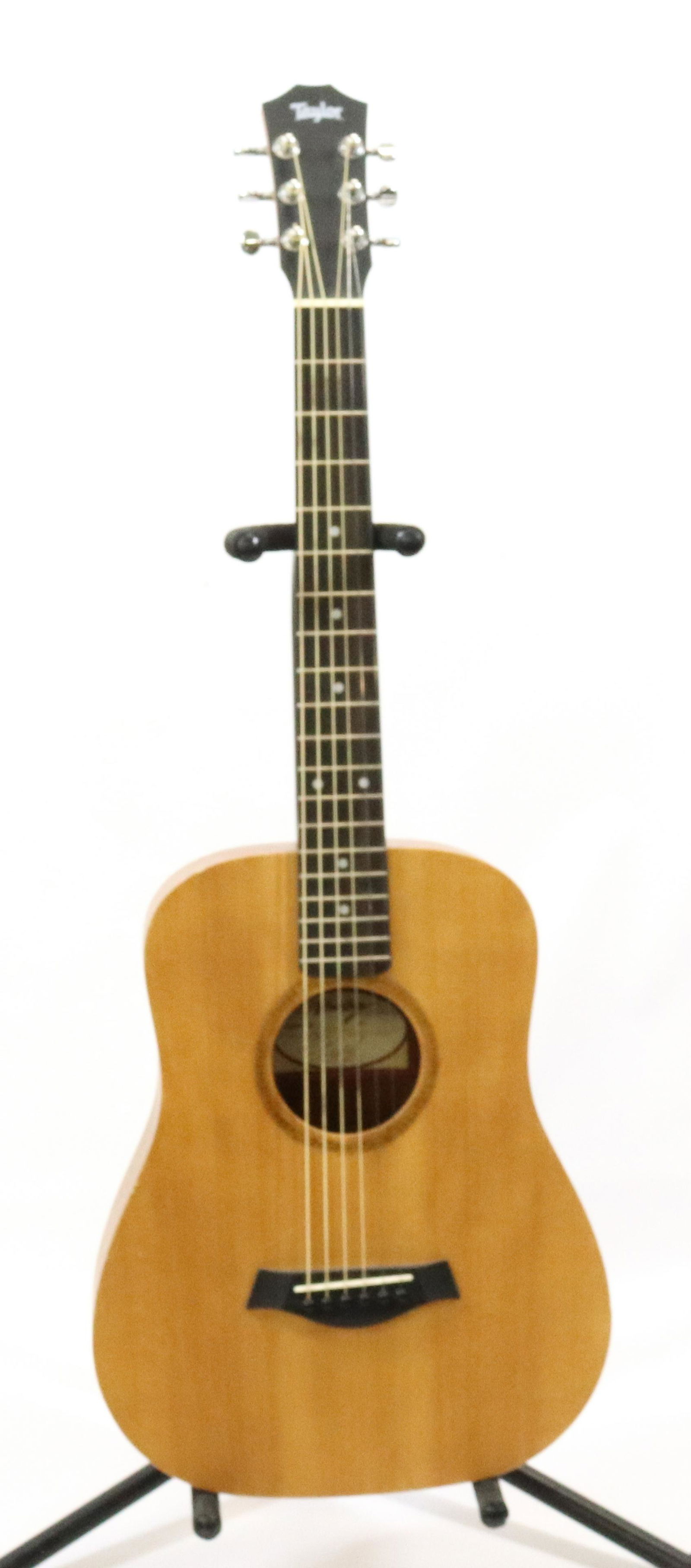 TAYLOR ACOUSTIC GUITAR (1 of 5)