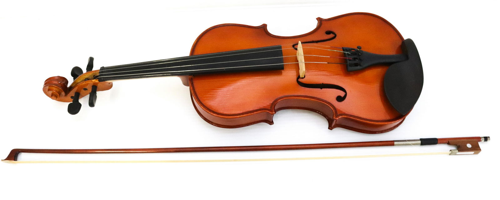 VIOLIN (1 of 3)