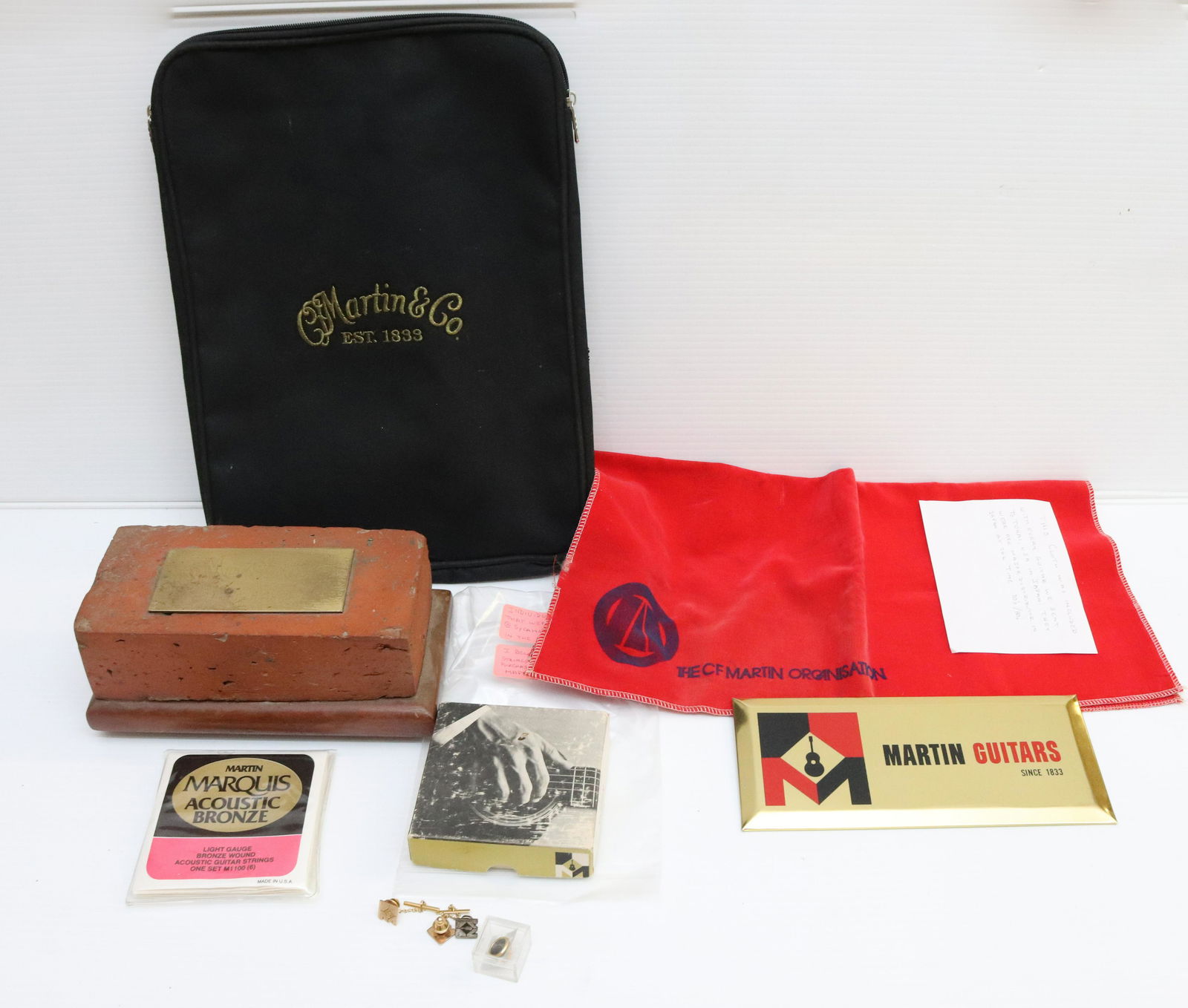 LOT OF MARTIN GUITAR MEMORABILIA (1 of 6)