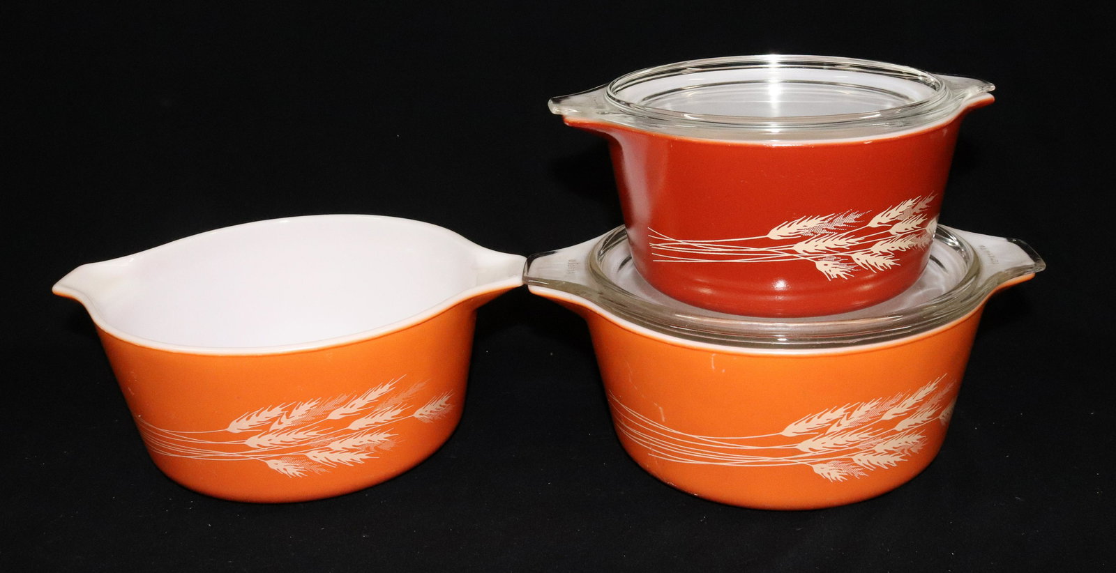 (3) PYREX CASSEROLE DISHES (1 of 5)