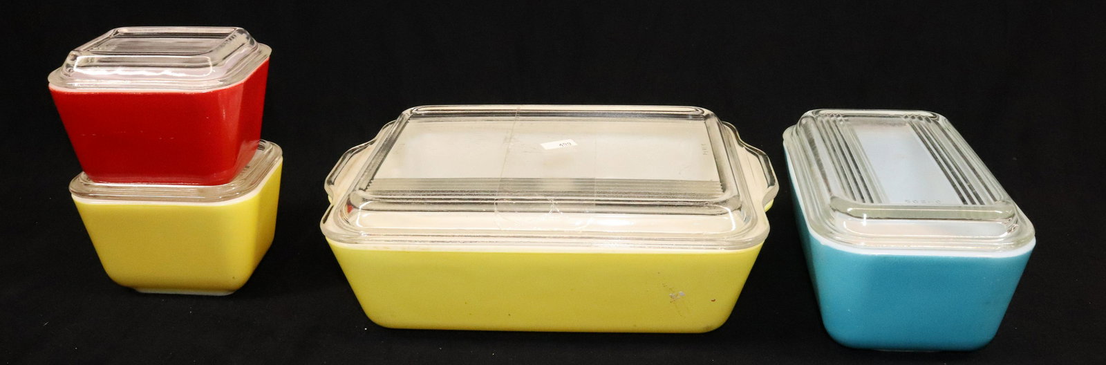 GROUP LOT OF PYREX REFRIGERATOR DISHES (1 of 7)