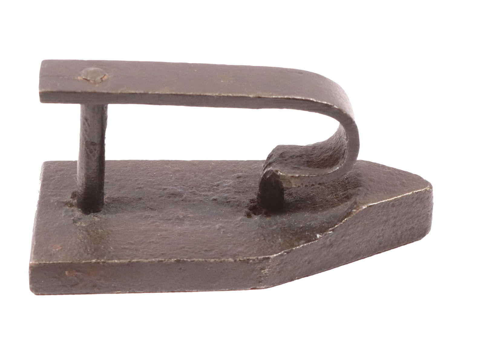 17TH C. SMALL SIZE FLAT IRON (1 of 3)
