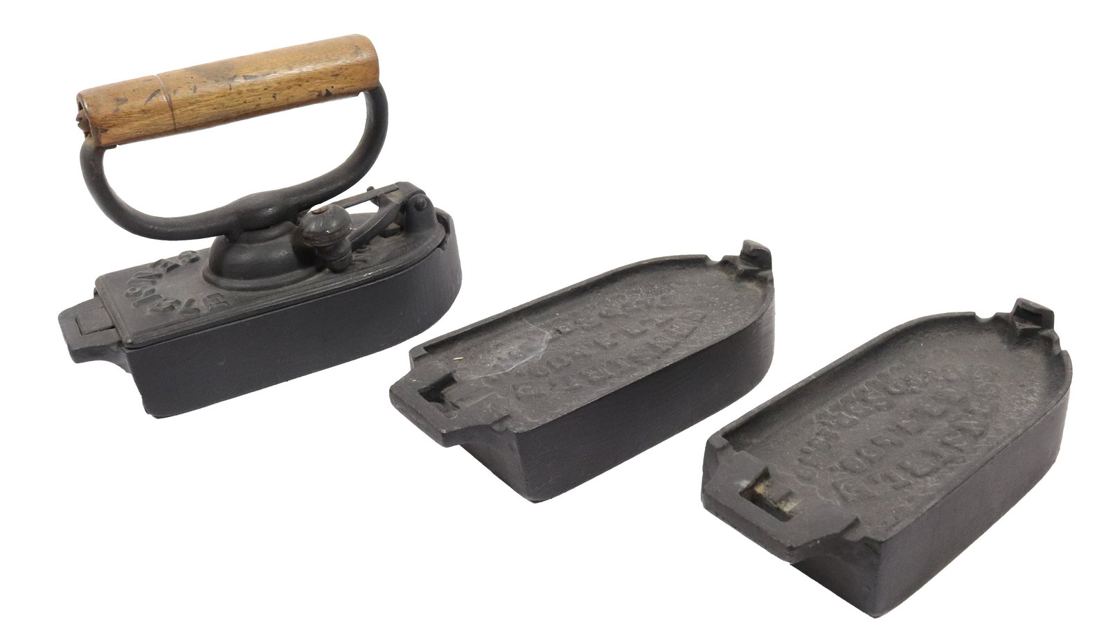 SENSIBLE COLD HANDLE IRON SET (1 of 3)