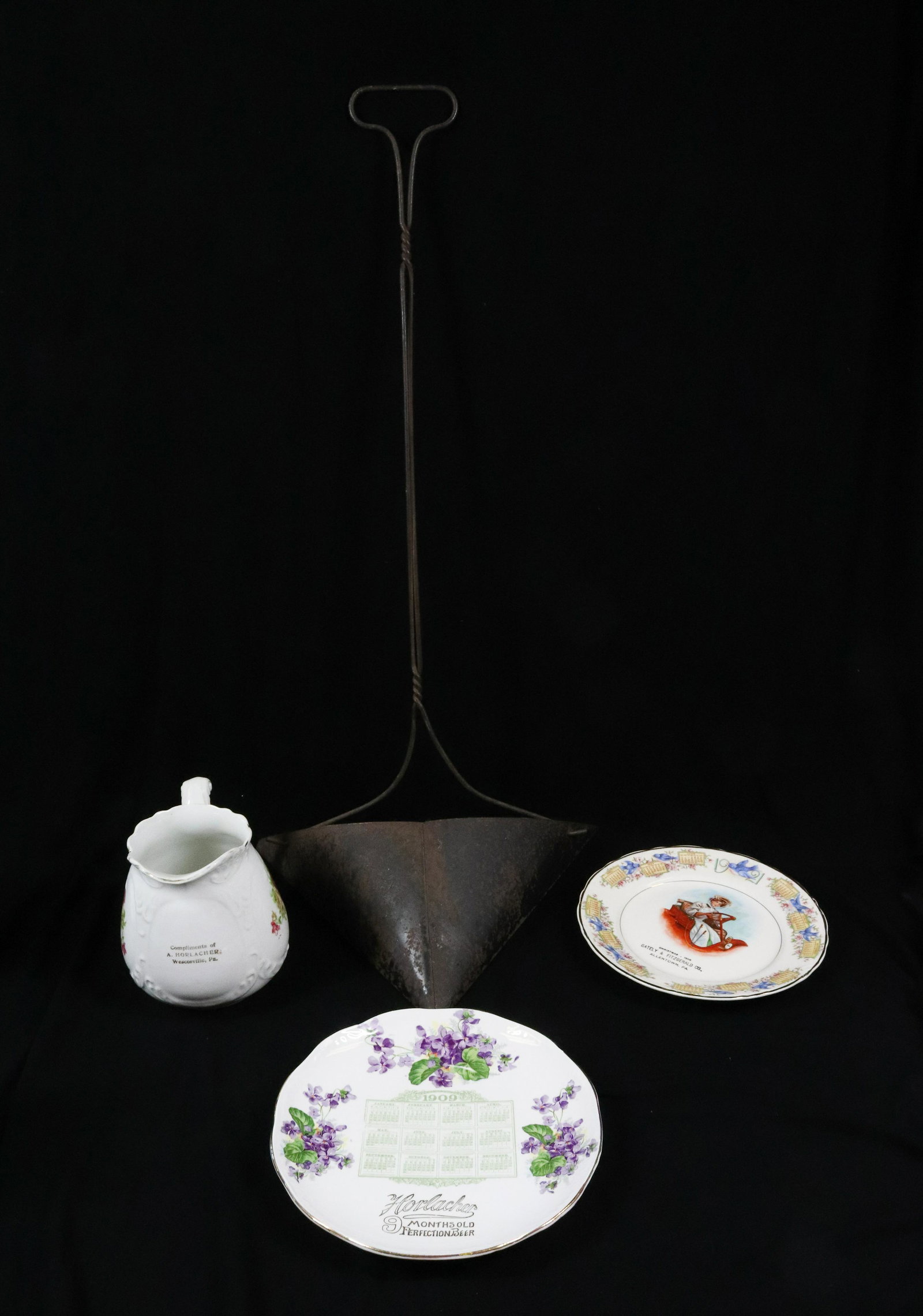 LOCAL ADVERTISING ITEMS: 1909 HORLACHER PLATE AND PITCHER , TIN PAN ECT Size: PLEASE READ THIS CAREFULLY AND FULLY BEFORE BIDDING - THIS IS AN ON-SITE AND LIVE IN PERSON AUCTION. PREVIEW WILL BE SUNDAY JULY 10TH FROM 10:00AM 