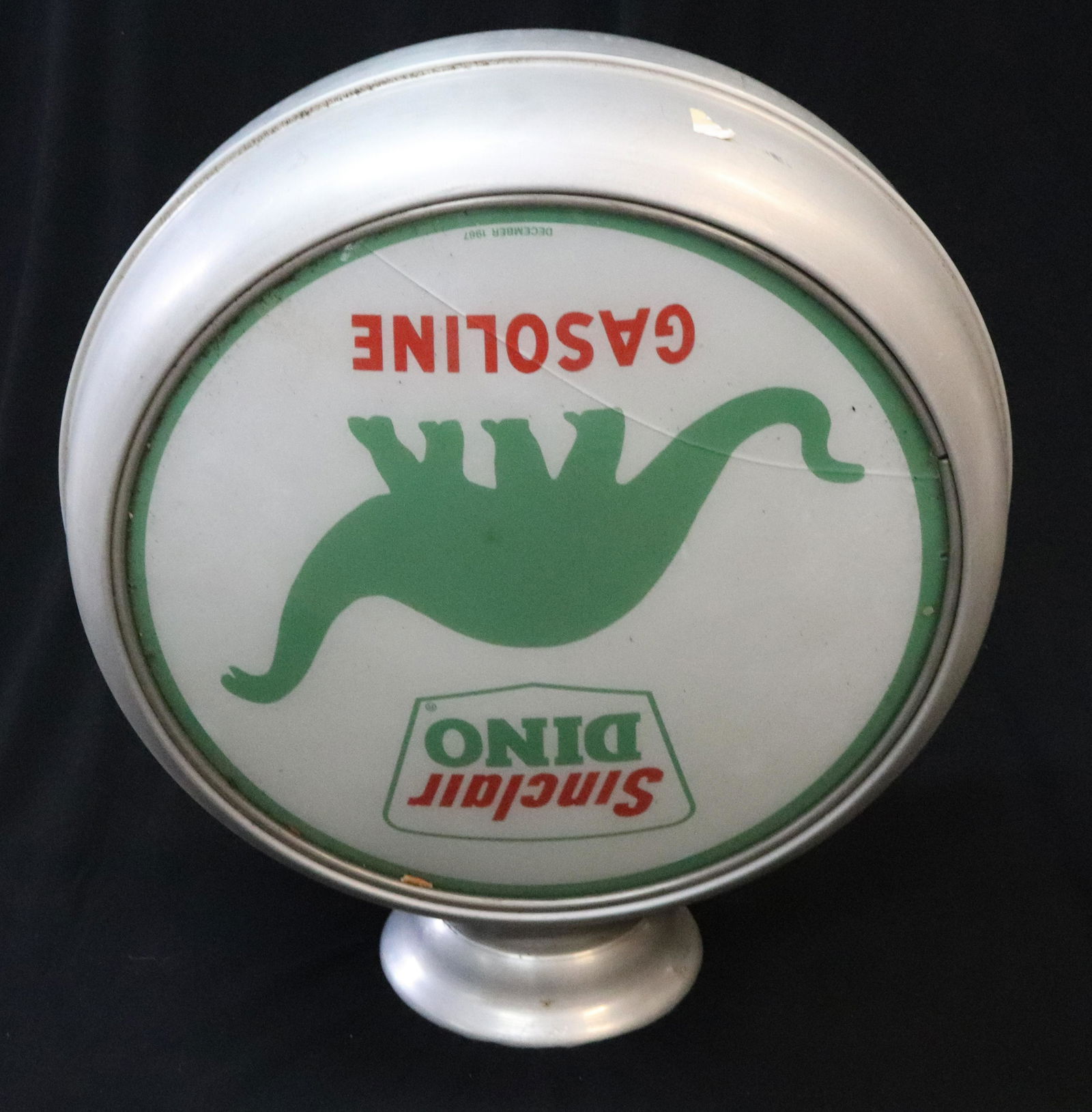 REPLICA SINCLAIR DINO GAS PUMP GLOBE (1 of 3)