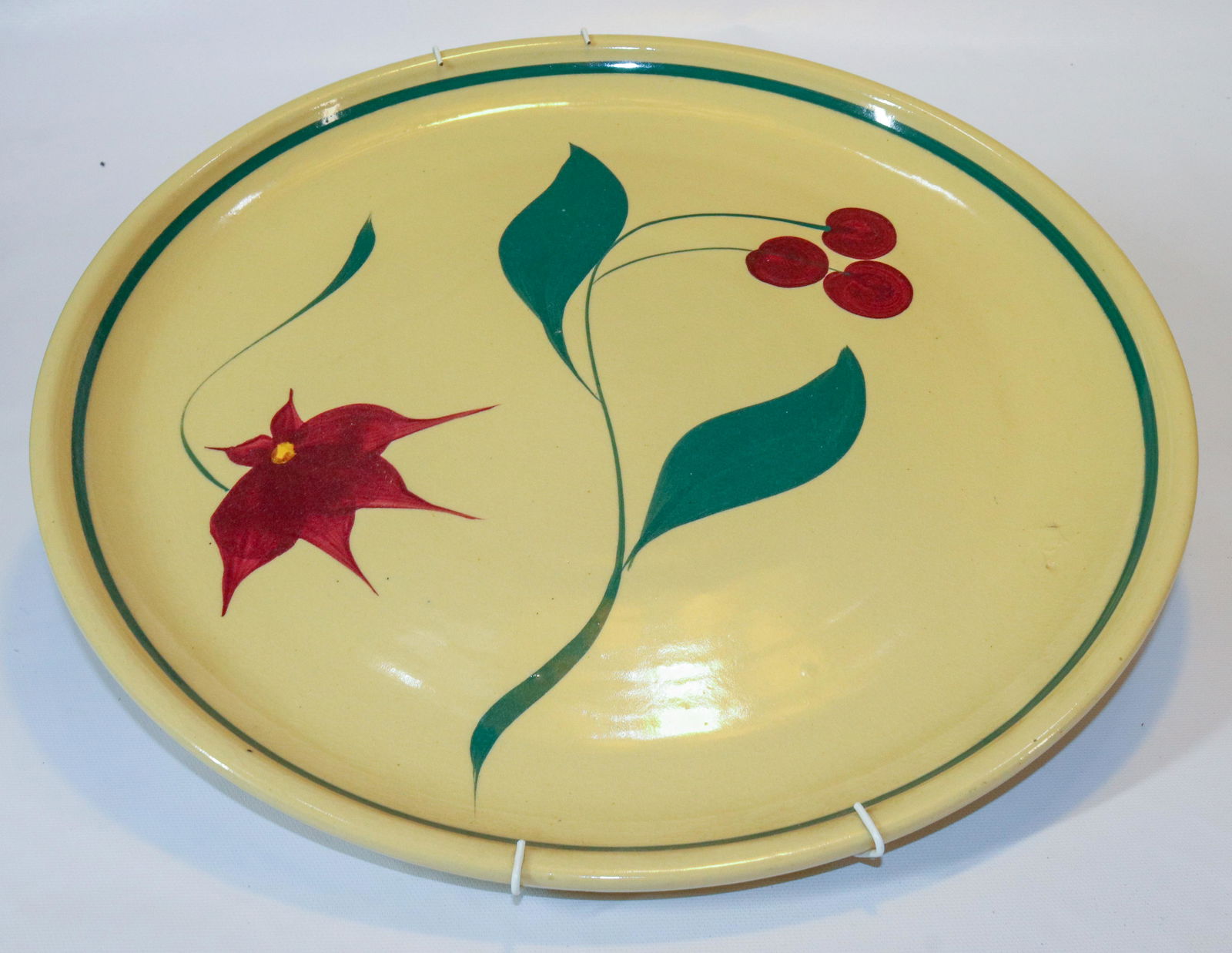 WATT WARE CHERRY PATTERN PLATTER (1 of 2)
