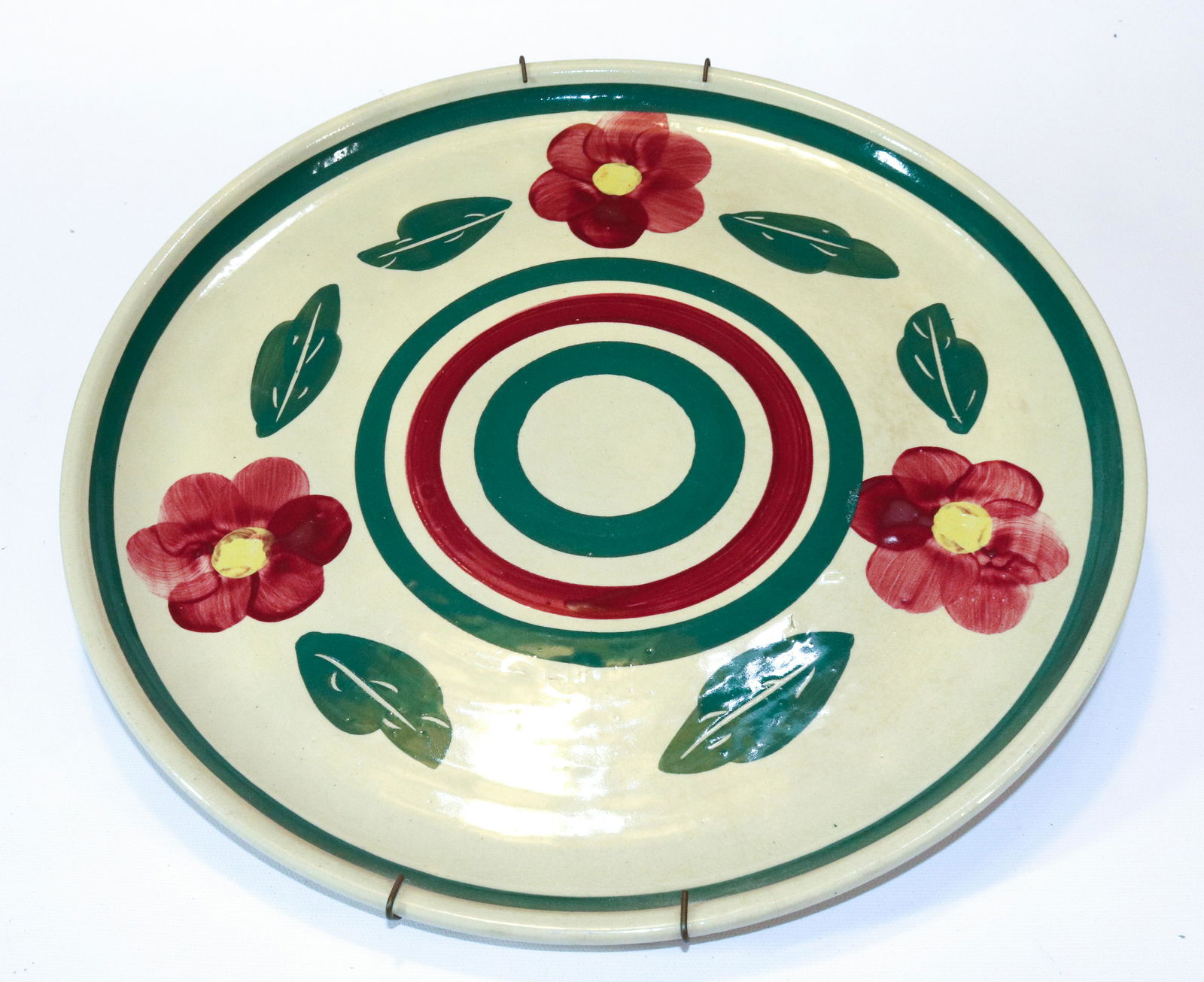 WATT WARE BULLSEYE PATTERN PLATTER (1 of 2)