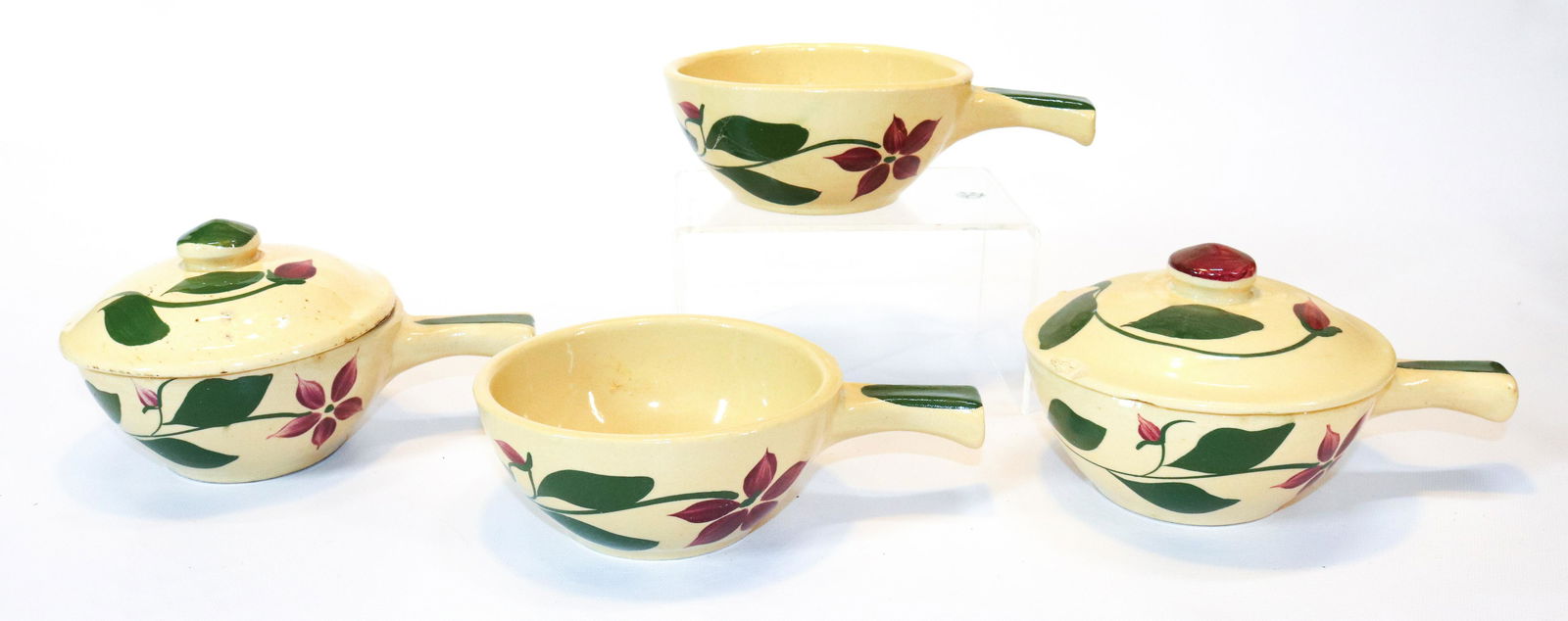 (4) WATT WARE STAR FLOWER CASSEROLES (1 of 4)