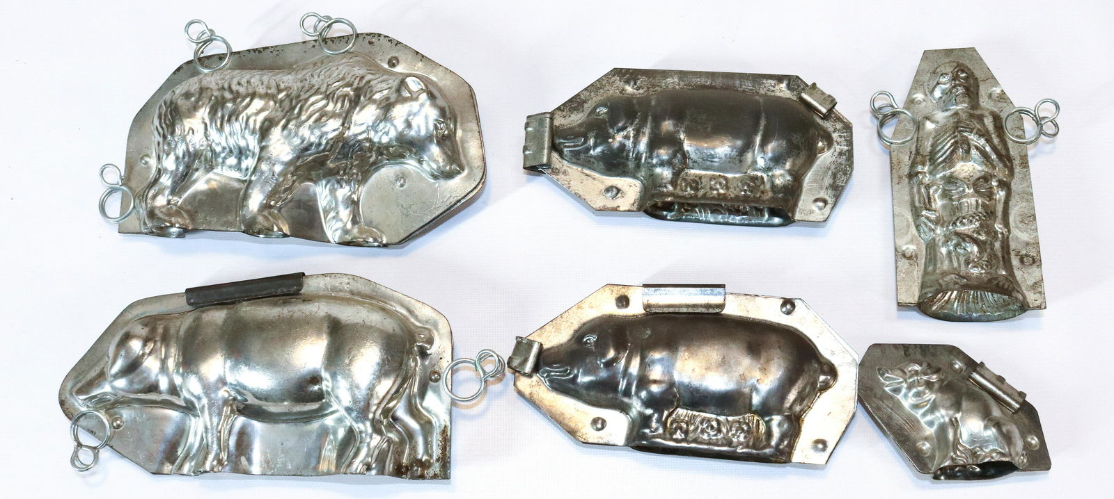 (6) VINTAGE CHOCOLATE MOLDS (1 of 2)