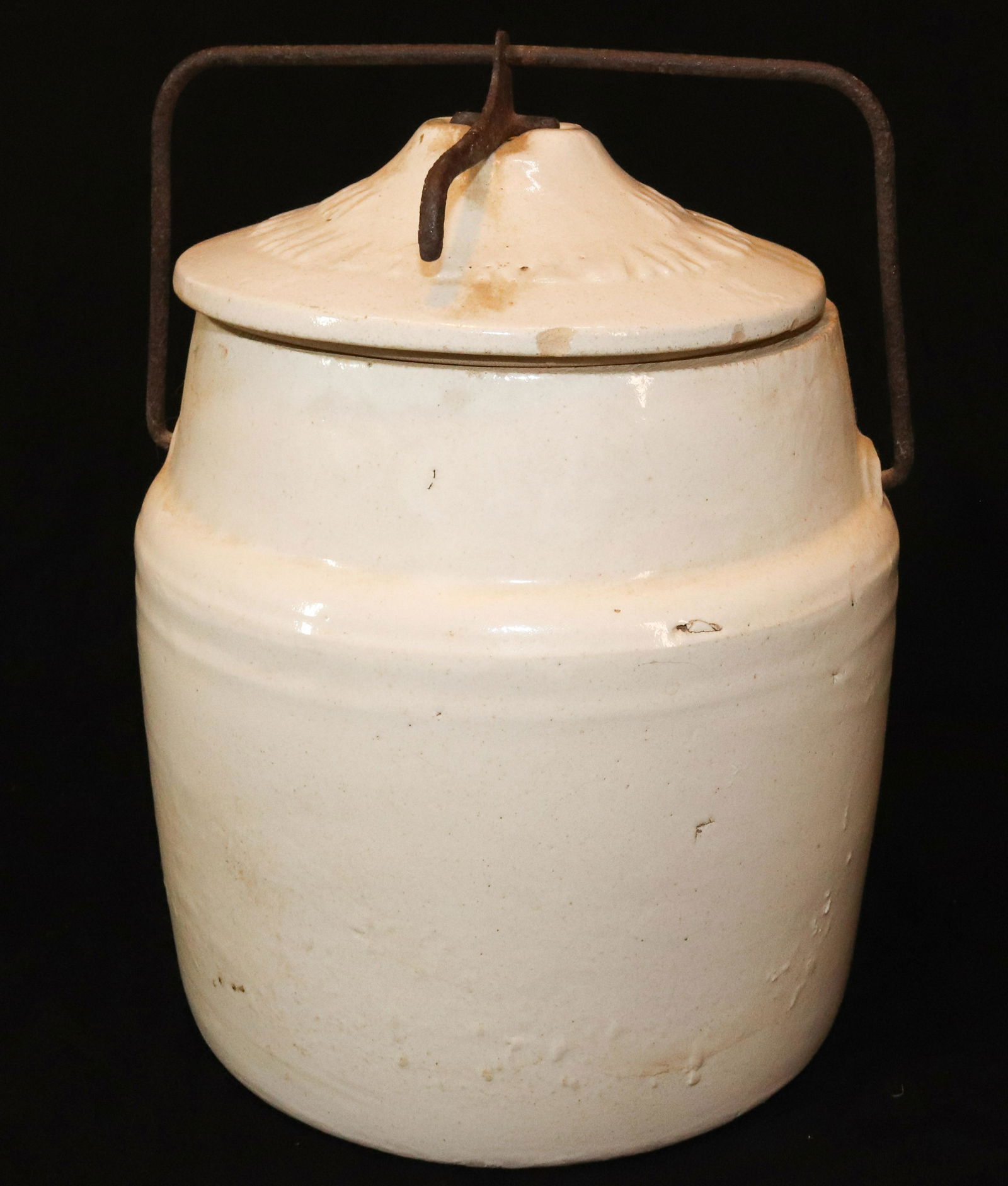 STONEWARE PRESERVE JAR (1 of 4)
