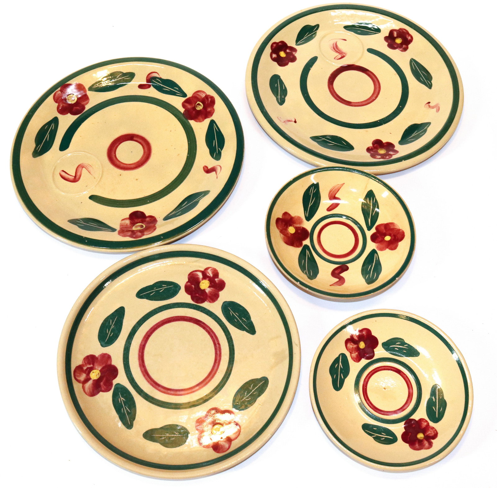 (5) WATT WARE BULLSEYE PATTERN PLATES (1 of 4)