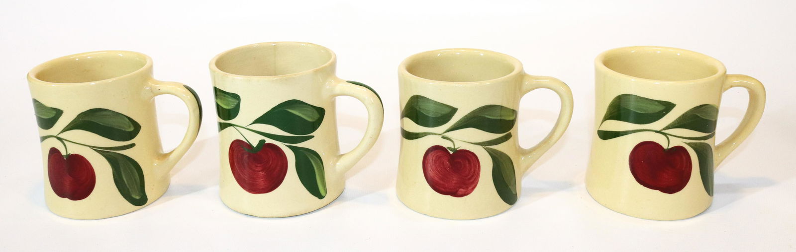 (4) WATT WARE POTTERY MUGS (1 of 5)