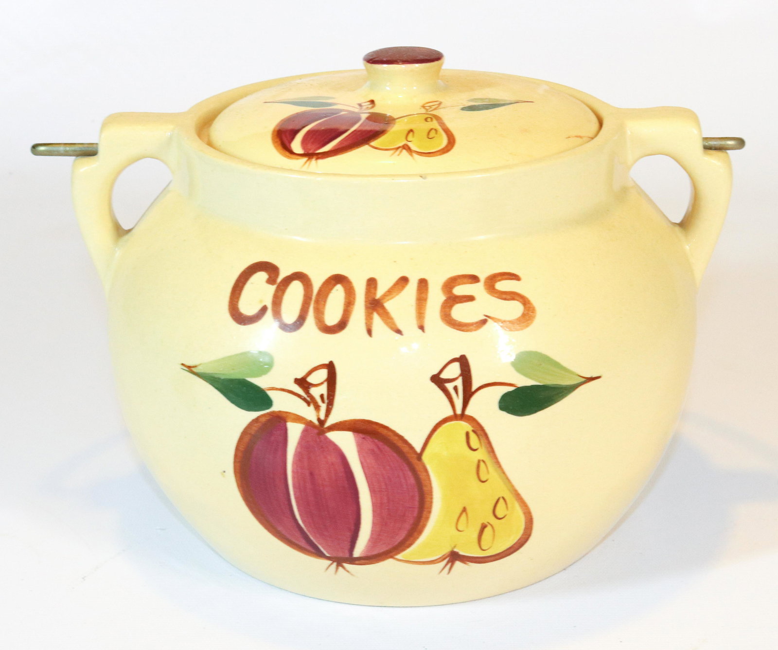 WATT WARE POTTERY COOKIE JAR (1 of 4)