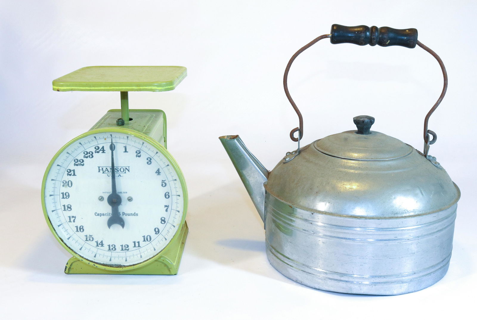 VINTAGE KITCHEN SCALE AND KETTLE (1 of 3)