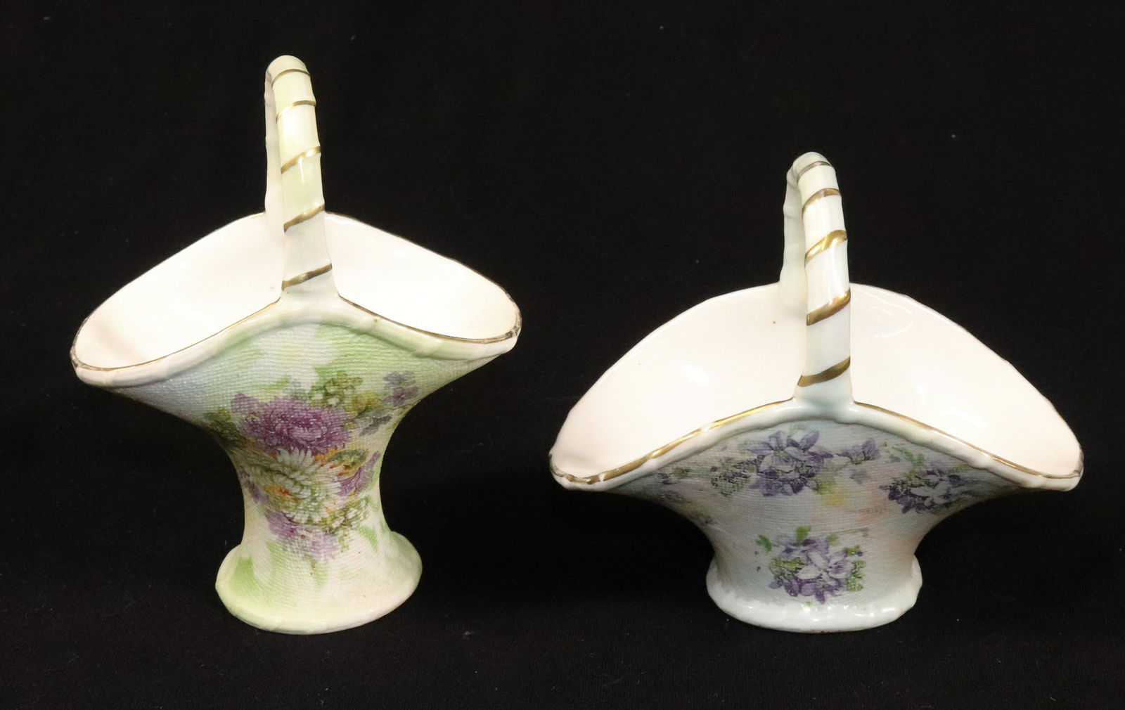 ROYAL BAYREUTH TAPESTRY BASKETS (1 of 3)