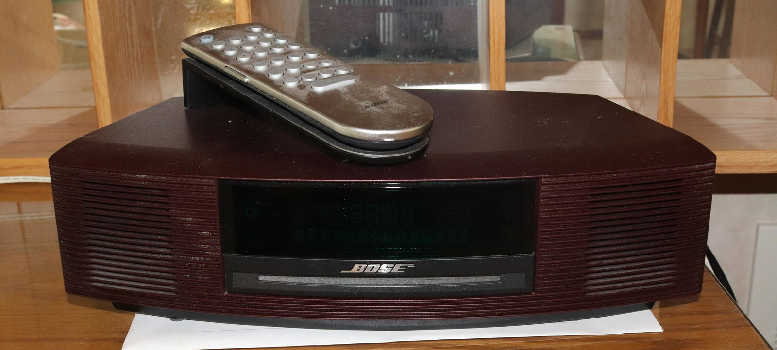 BOSE MUSIC SYSTEM (1 of 2)