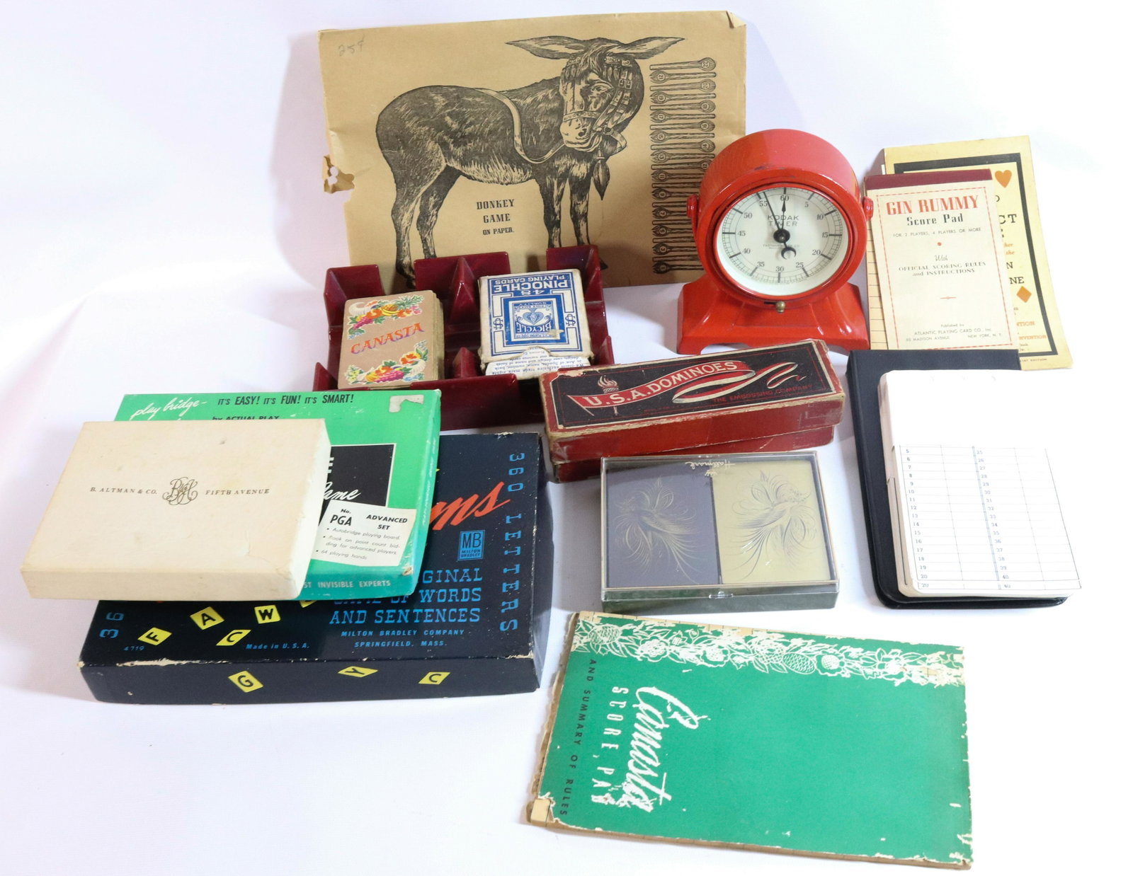 LOT OF VINTAGE GAMES: INCLUDING: CHESS (WITH TIMER), CARDS, DOMINOES AND MORE Terms: THIS IS AN ON-SITE ONLINE ONLY AUCTION. THE SALE ADDRESS IS 718 STOKES MILL RD. EAST STROUDSBURG, PA 18302. THIS IS THE ESTATE OF CANDACE