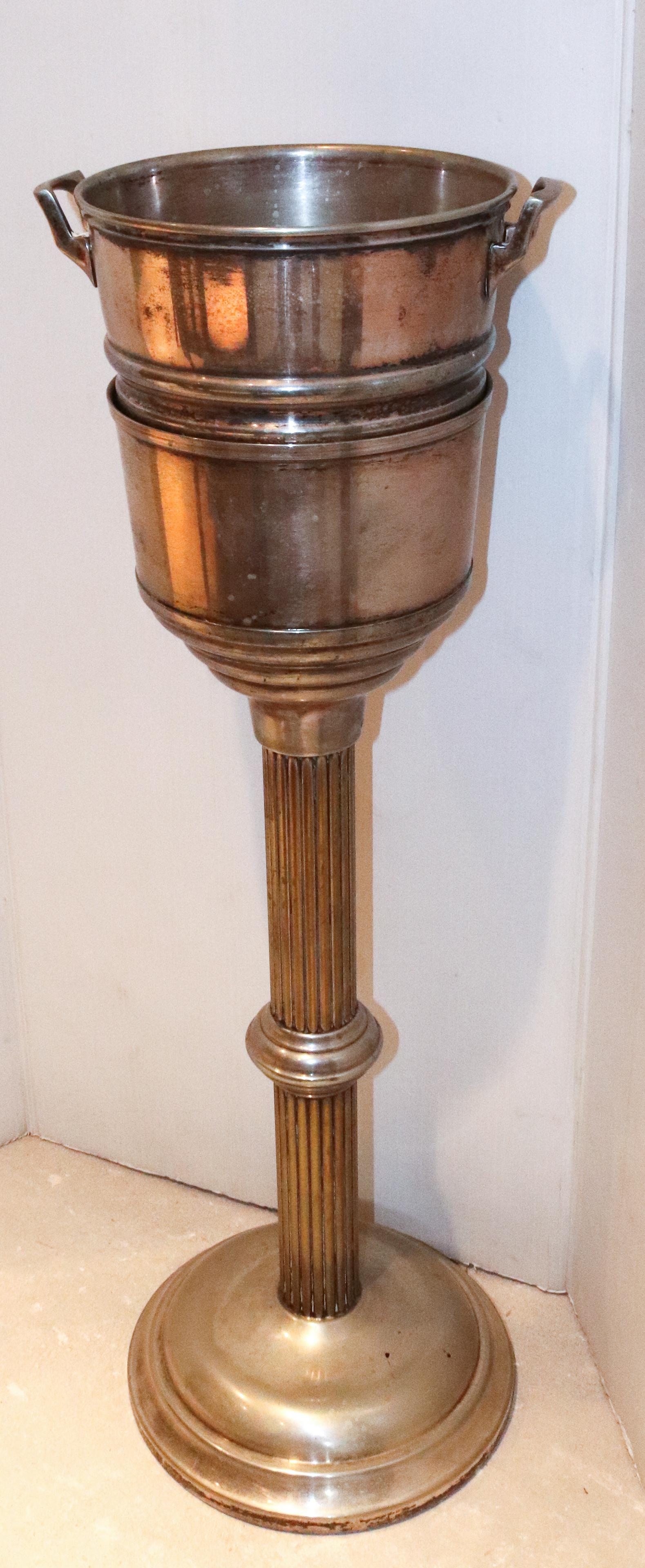 CHAMPAGNE BUCKET AND STAND (1 of 3)