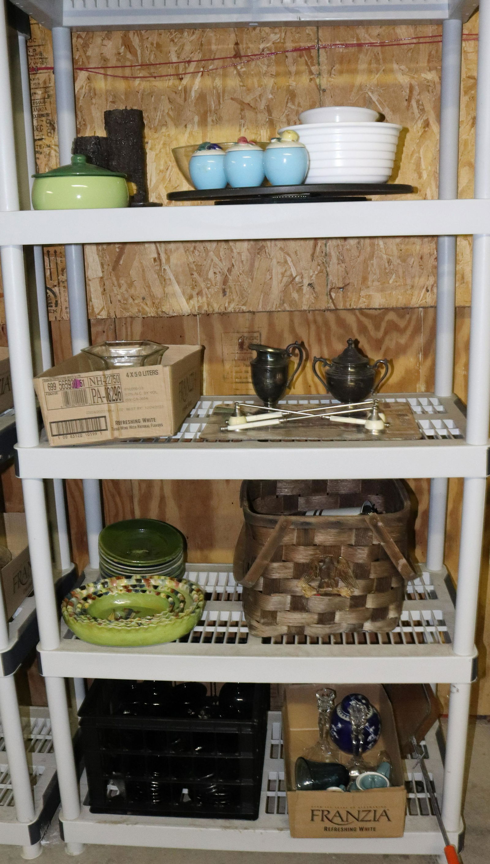 GROUP LOT OF VINTAGE SMALLS: LARGE LOT INCLUDING: POTTERY, BOWLS, SILVERPLATE, CERAMICS, GLASS AND MORE. PLASTIC SHELVING NOT PART OF LOT. **THIS LOT IS PICK-UP ONLY*** Terms: THIS IS AN ON-SITE ONLINE ONLY AUCTION. THE SALE ADDR