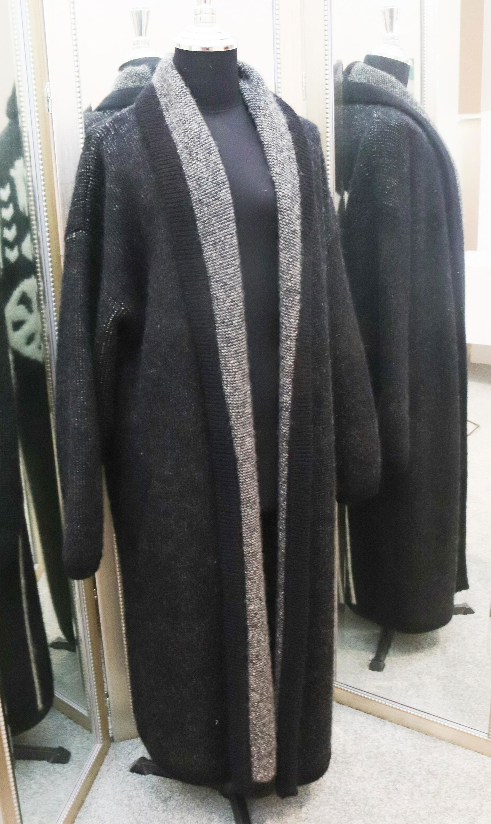 VINTAGE GROUP OF COATS (1 of 12)