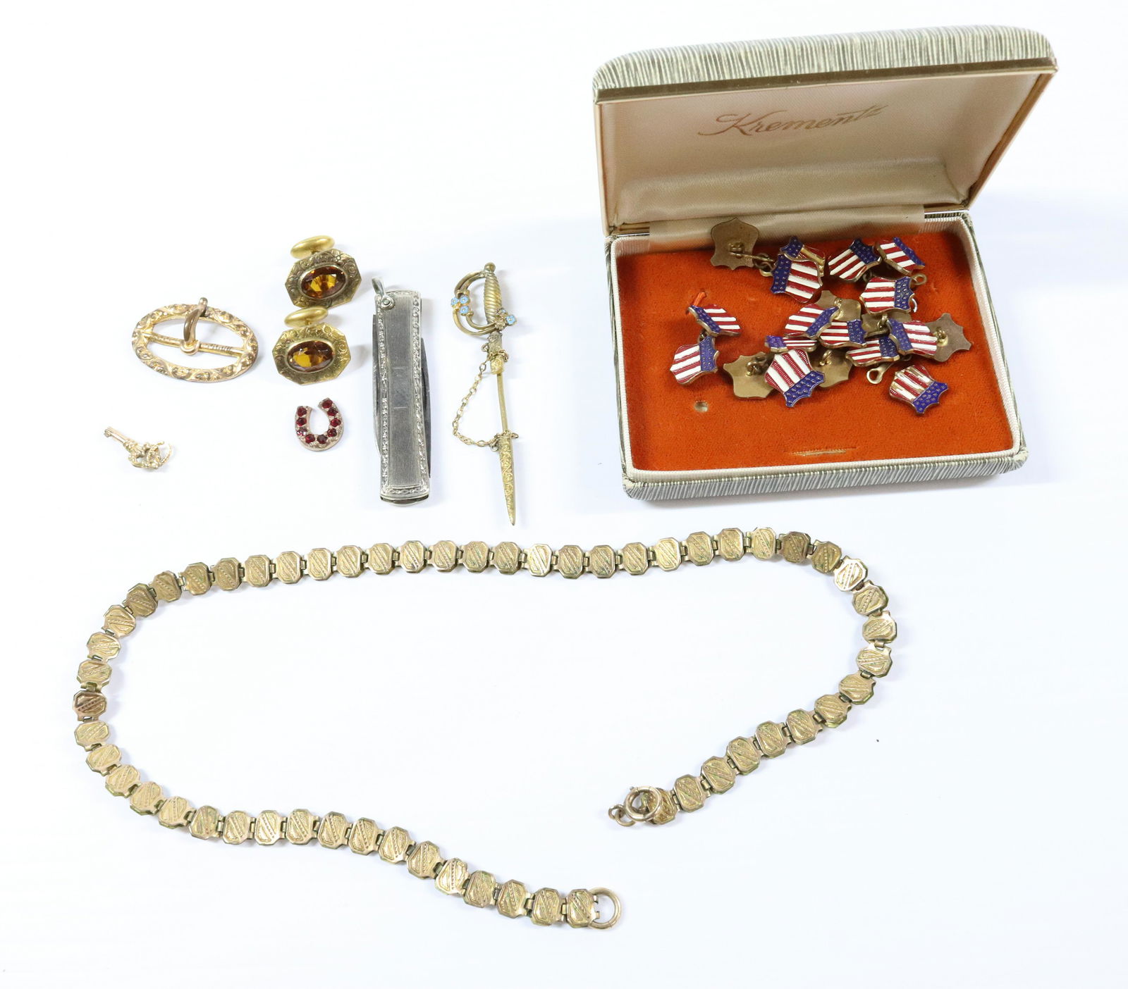 VICTORIAN GROUPING (1 of 2)