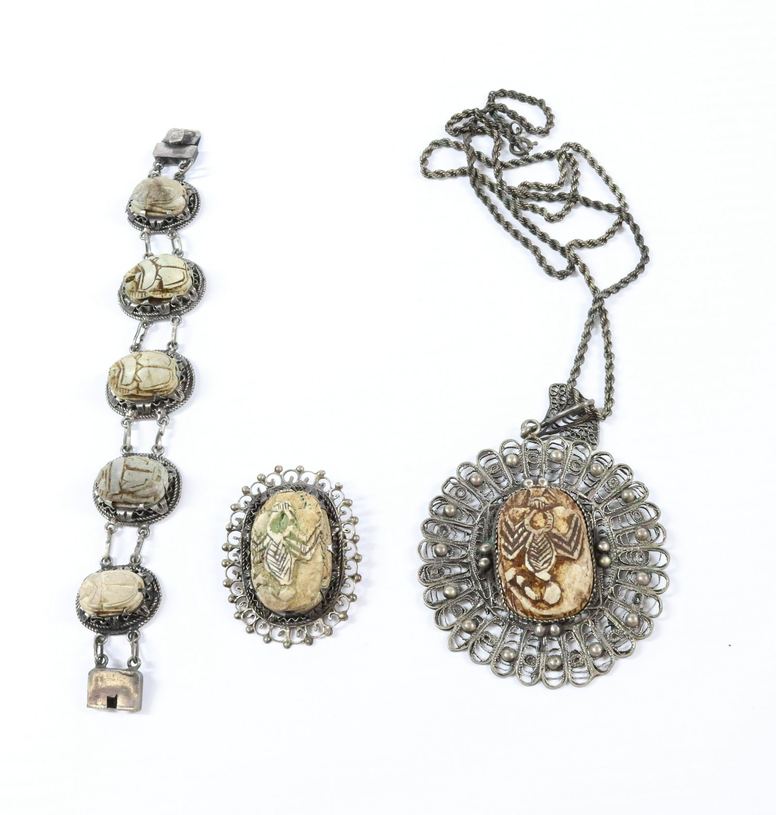 SILVER EGYPTIAN SUITE (1 of 2)