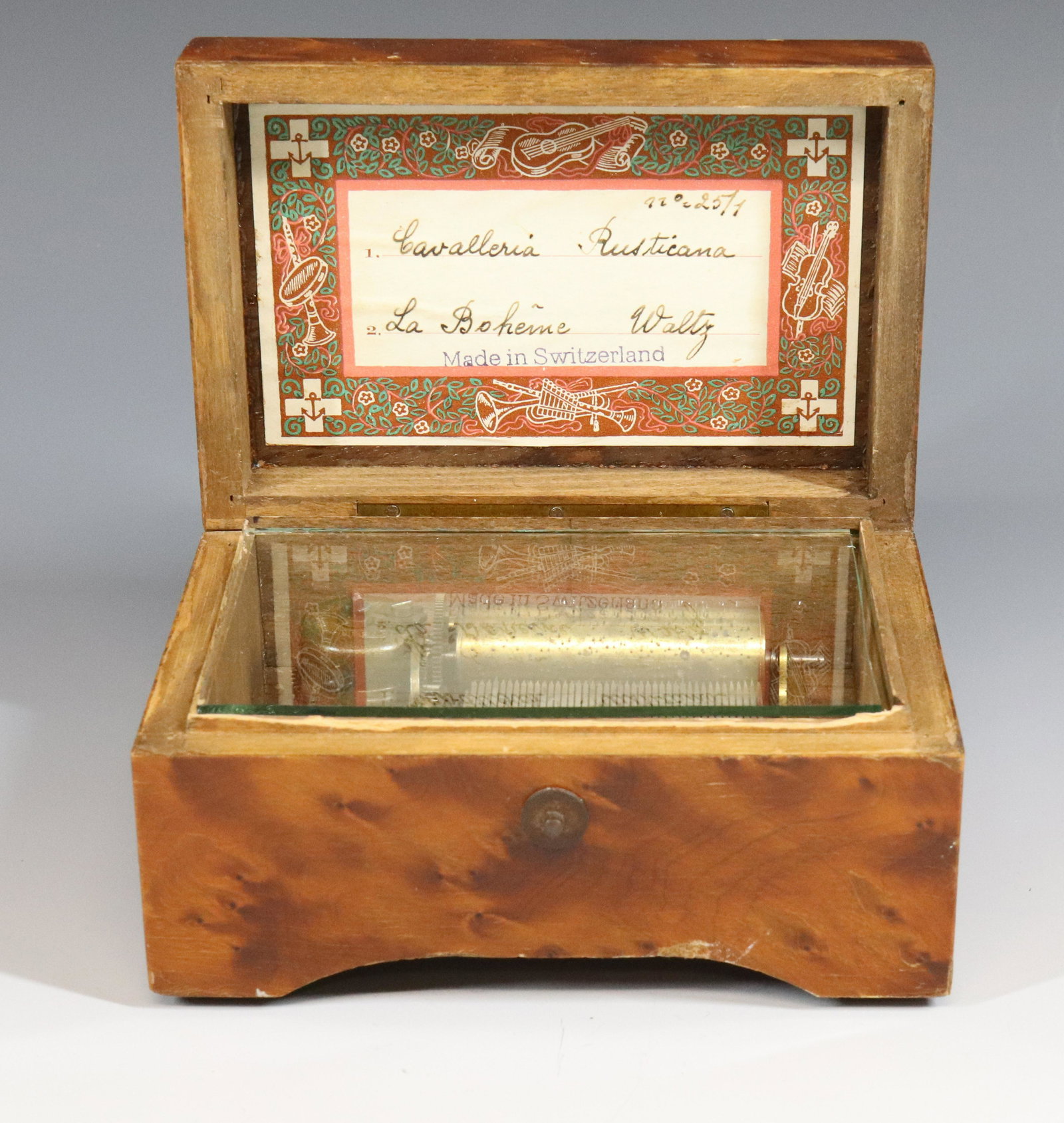 SWISS THORENS MUSIC BOX (1 of 6)