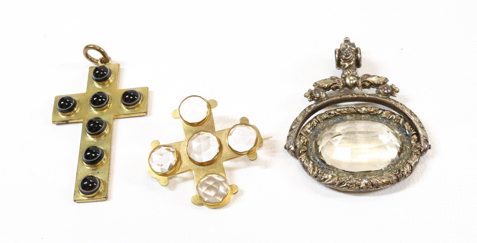 SCOTTISH VICTORIAN JEWELRY (1 of 2)