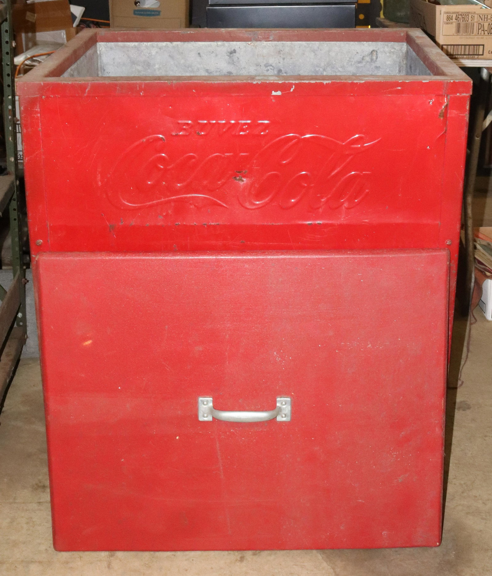 COCA-COLA COOLER: BUVEZ COCA-COLA COOLER PLEASE READ CAREFULLY BEFORE BIDDING. THIS SALE IS ONLINE ONLY AND PICK-UP ONLY. IF YOU CANNOT PICK THE ITEMS UP YOU PURCHASED PLEASE DO NOT BID. THERE ARE SOME ITEMS LISTED WHI