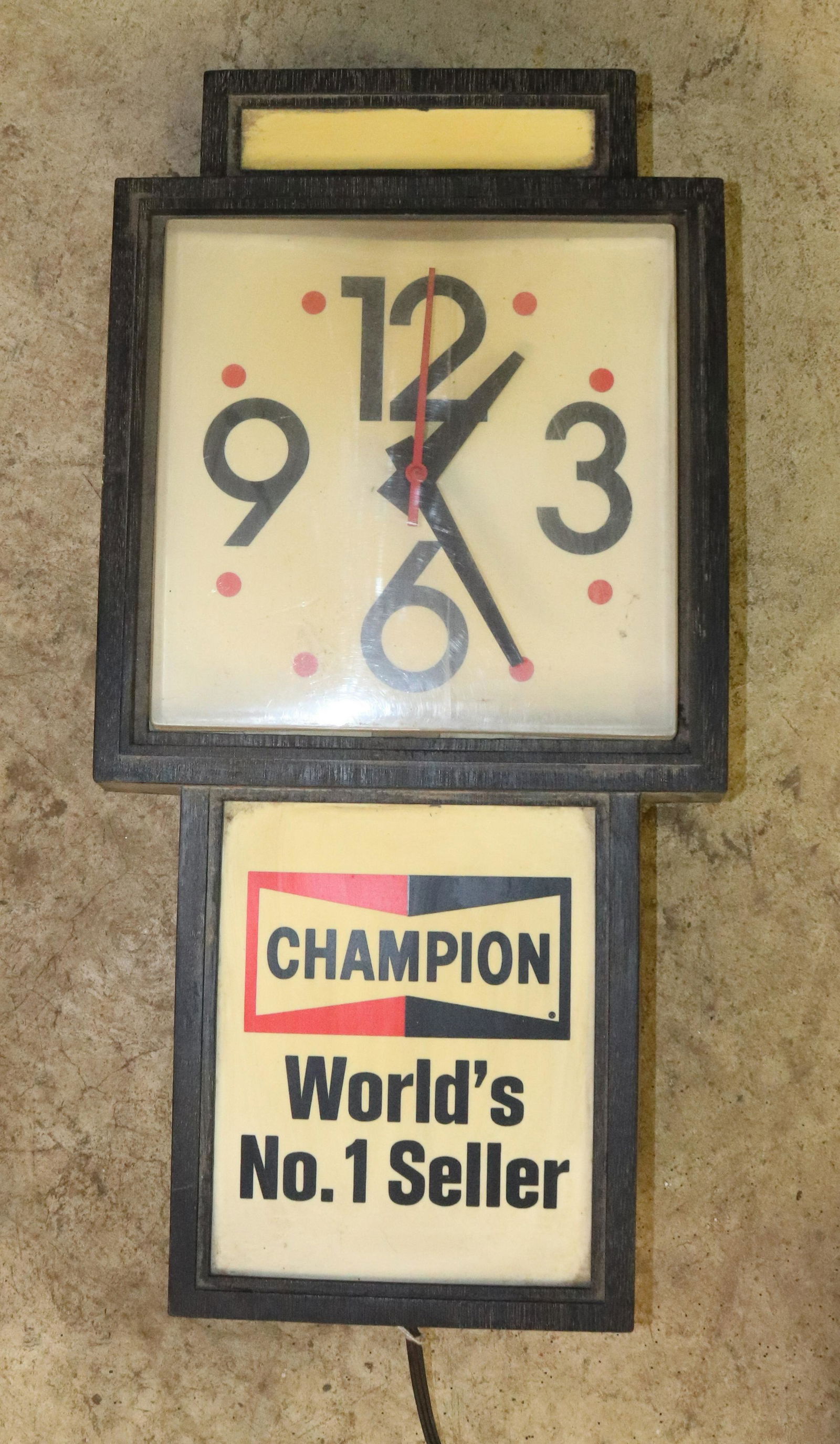 CHAMPION CLOCK: CHAMPION WALL CLOCK PLEASE READ CAREFULLY BEFORE BIDDING. THIS SALE IS ONLINE ONLY AND PICK-UP ONLY. IF YOU CANNOT PICK THE ITEMS UP YOU PURCHASED PLEASE DO NOT BID. THERE ARE SOME ITEMS LISTED WHICH