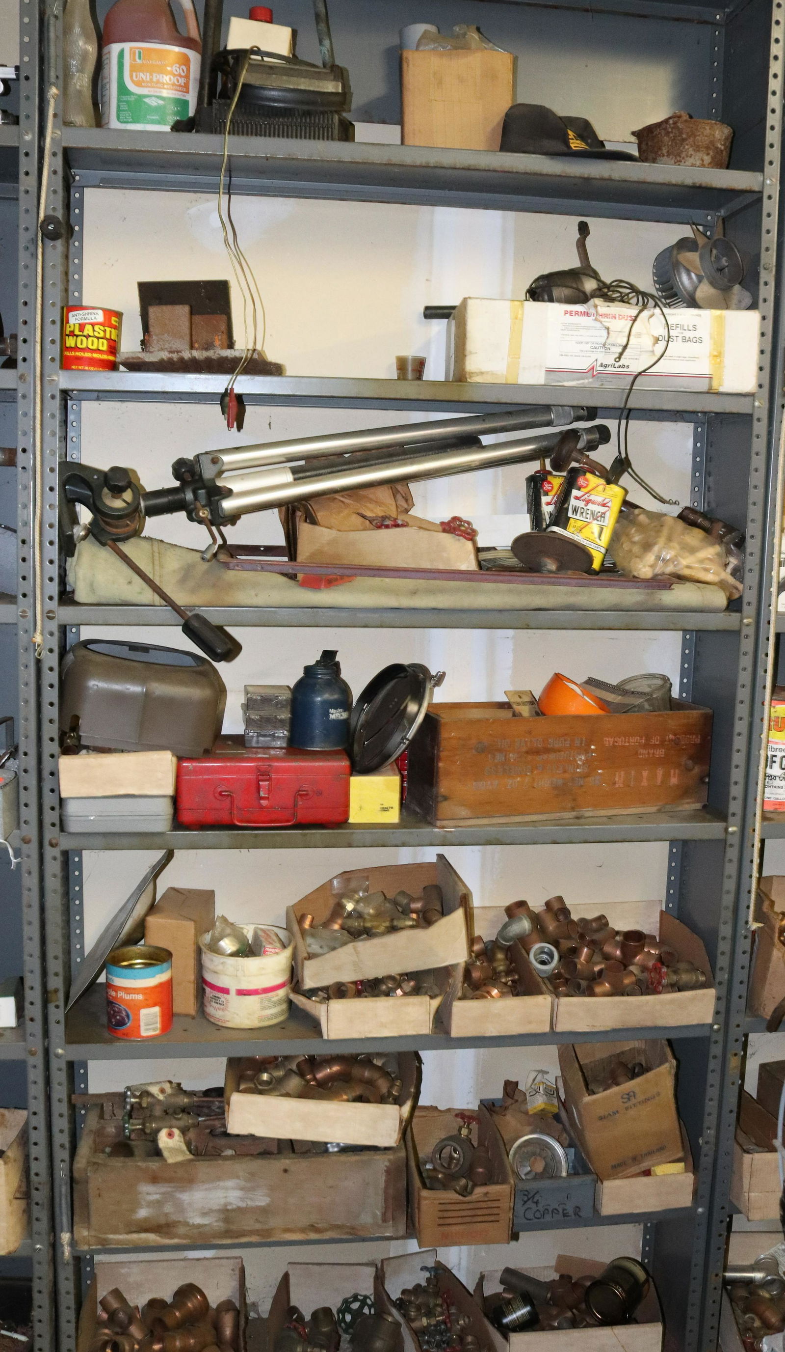 CONTENTS OF SHELVES (1 of 4)