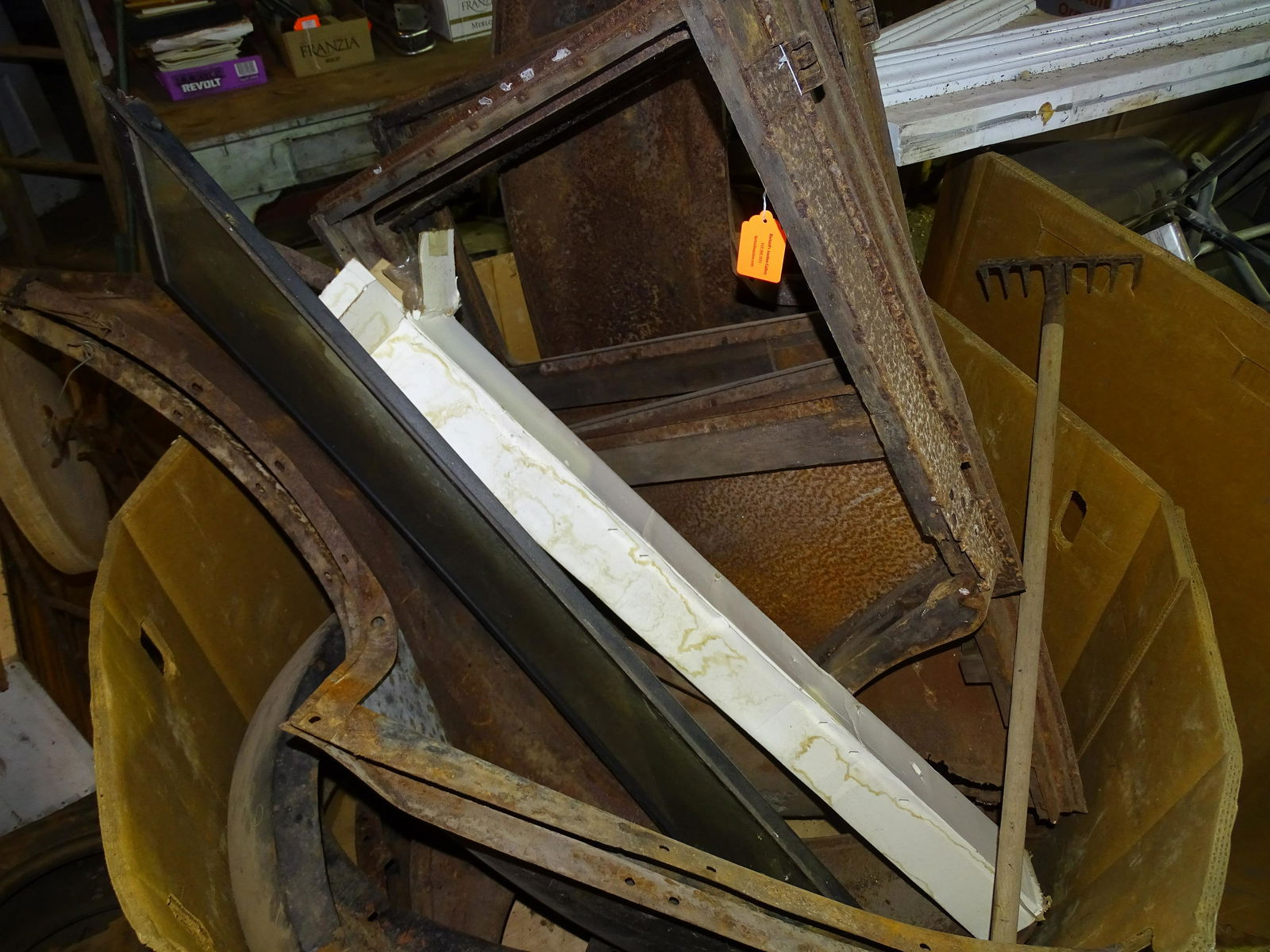 PALLET AND CONTENTS (1 of 7)