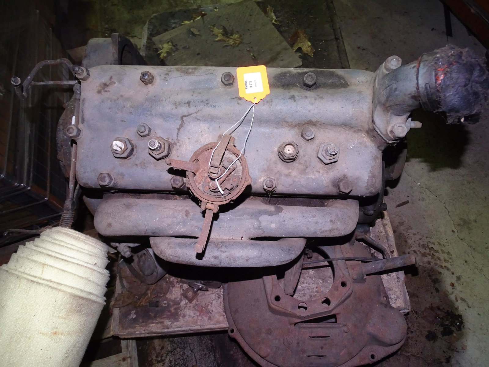 ANTIQUE MOTOR: 4 CYL. MOTOR - SERIAL# A1535812 PLEASE READ CAREFULLY BEFORE BIDDING. THIS SALE IS ONLINE ONLY AND PICK-UP ONLY. IF YOU CANNOT PICK THE ITEMS UP YOU PURCHASED PLEASE DO NOT BID. THERE ARE SOME ITEMS L