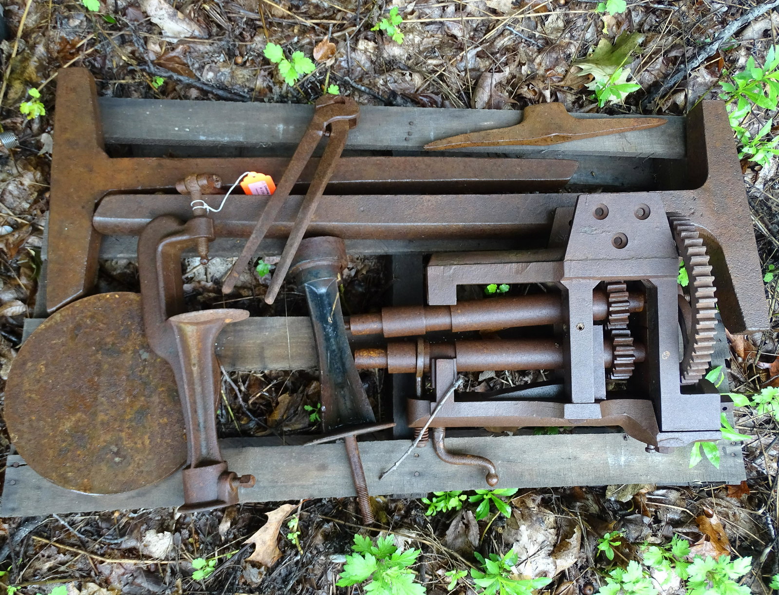 PALLET AND CONTENTS (1 of 3)