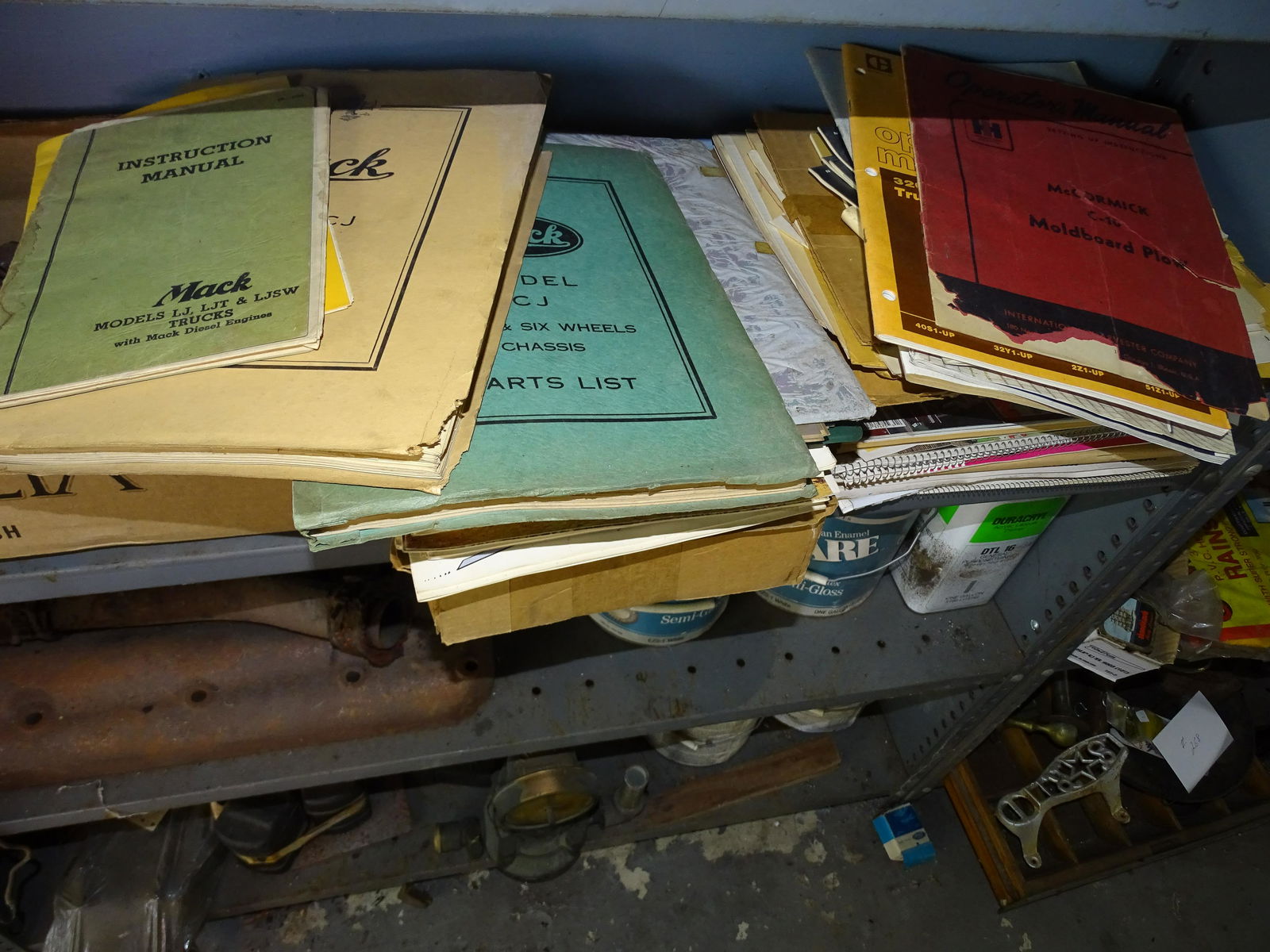 MACK MANUALS AND MORE (1 of 3)