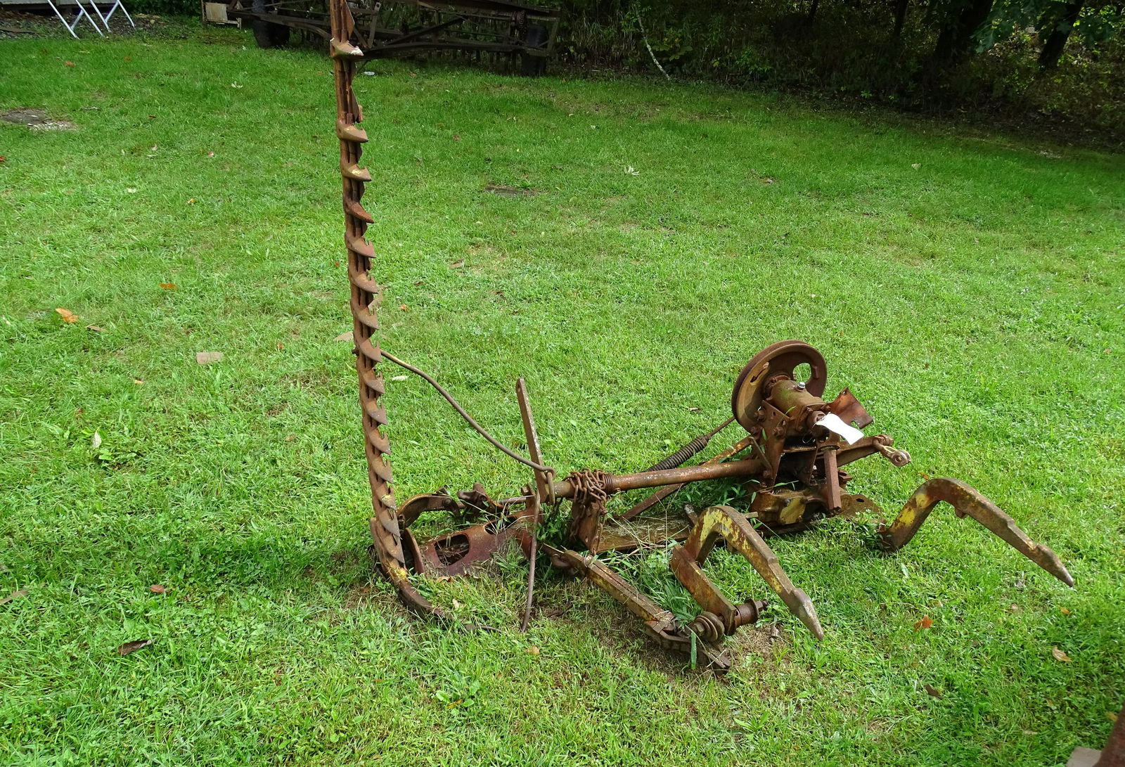 ANTIQUE SICKLE BAR MOWER (1 of 2)