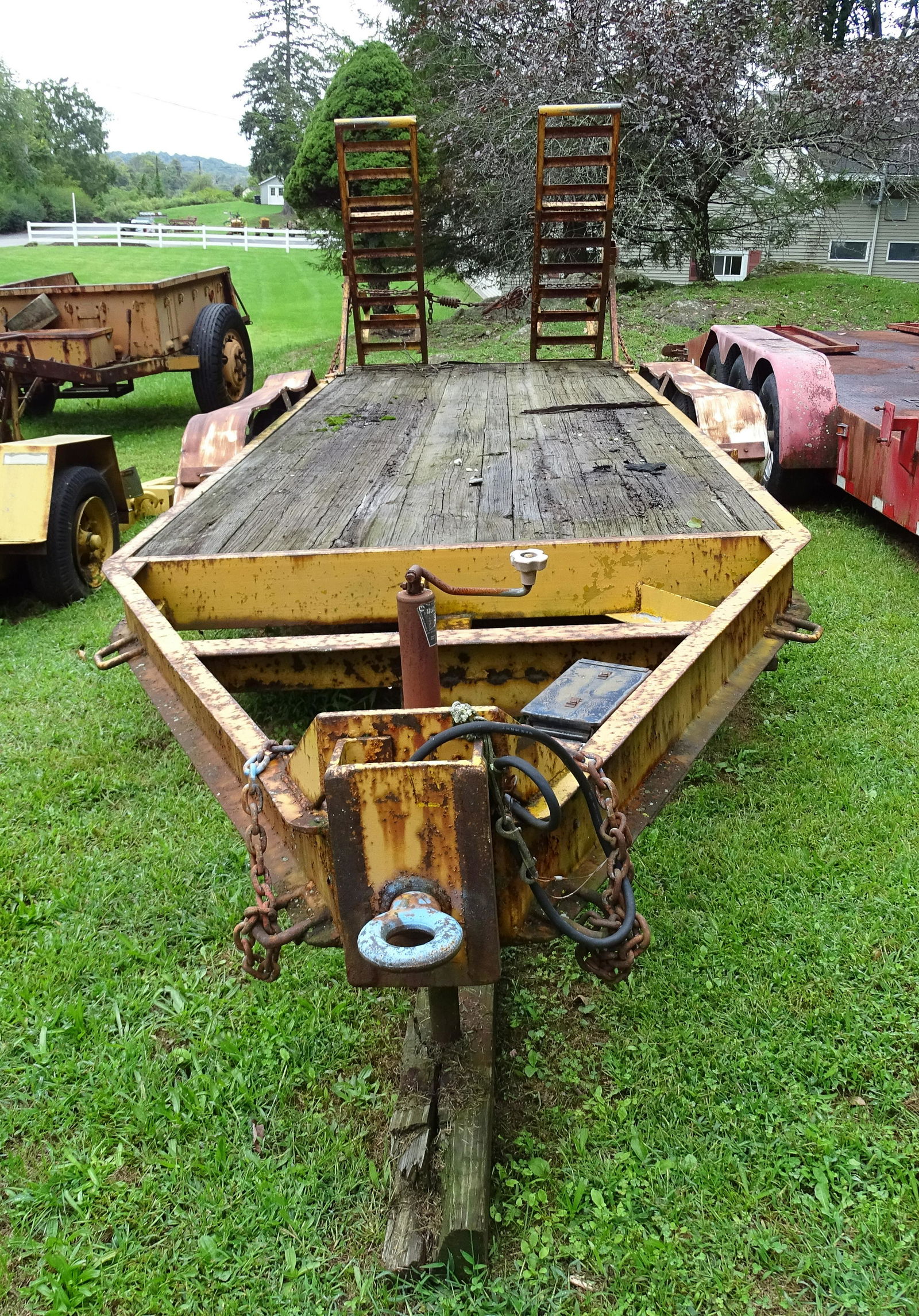 LARGE EQUIPMENT TRAIL (1 of 4)