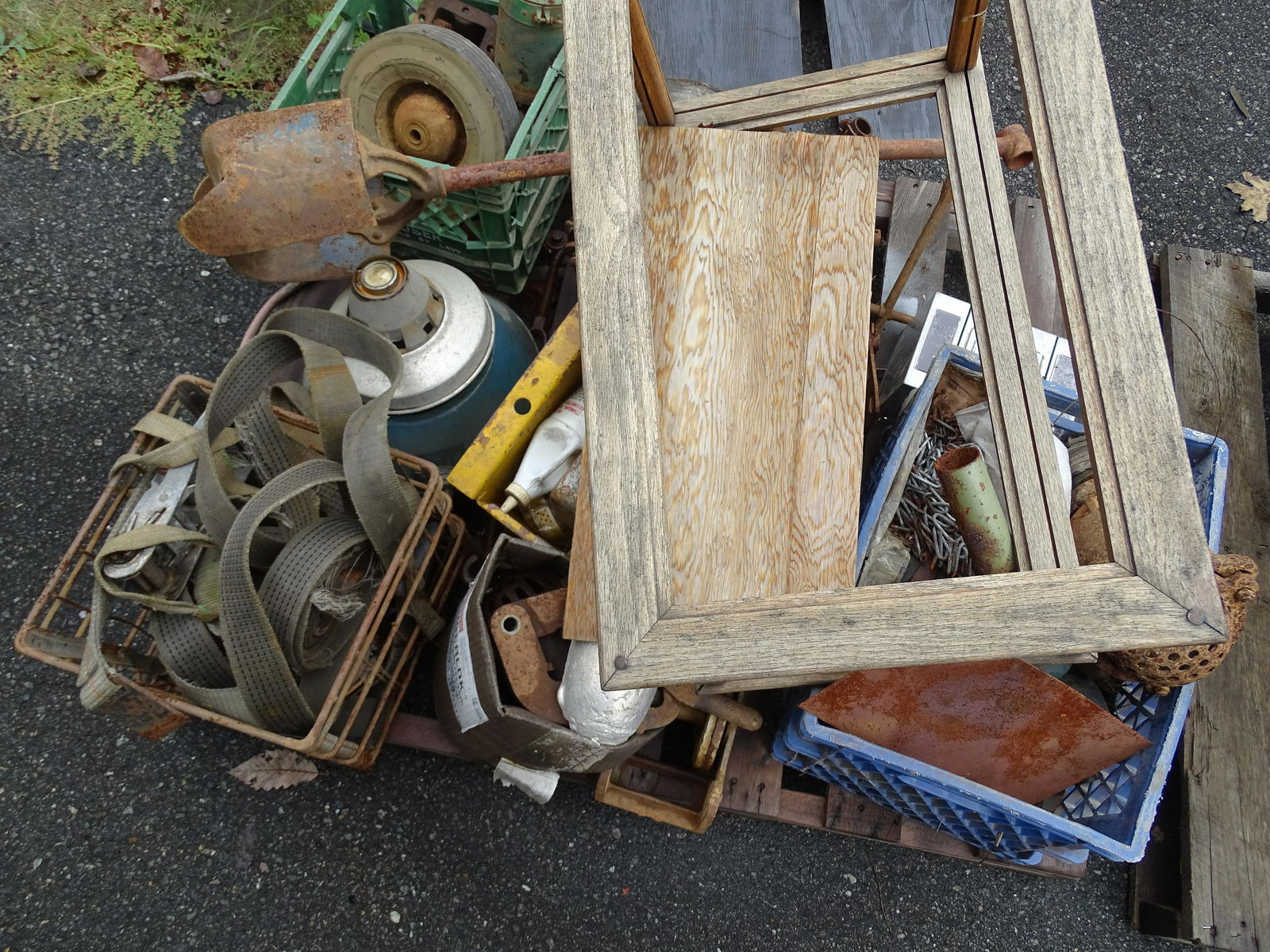 PALLET AND CONTENTS (1 of 2)