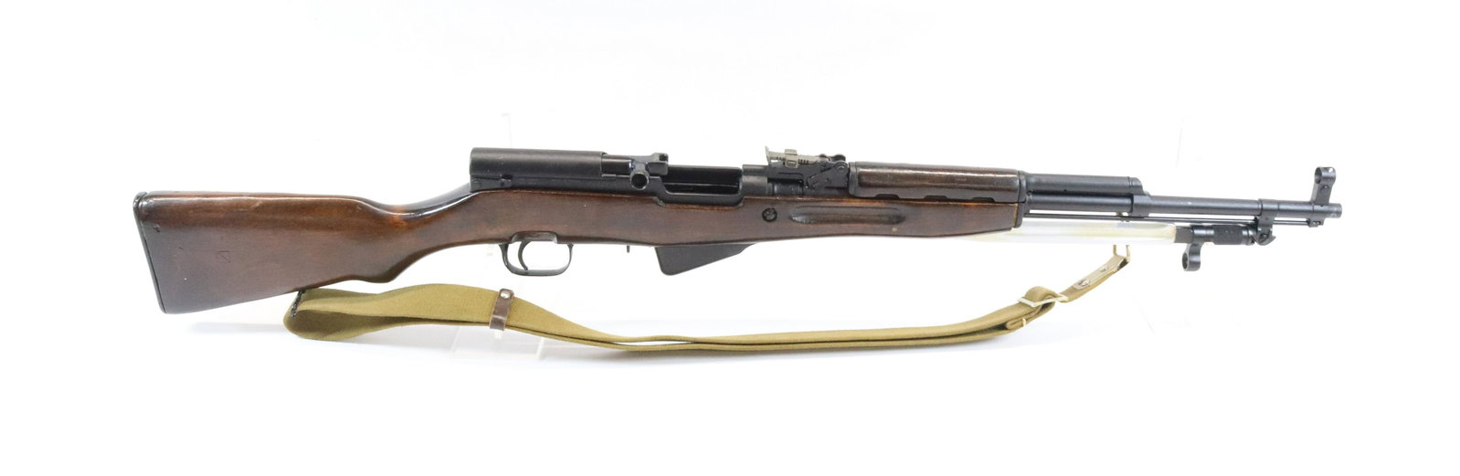 RUSSIAN S.K.S: 7.62 X39 CAL, SERIAL# CC904371 - 1952 R WITH STAR, SERIAL NUMBERS STAMPED IN STOCK "EP" - WITH BAYONET Registration: THIS GUN REQUIRES REGISTRATION