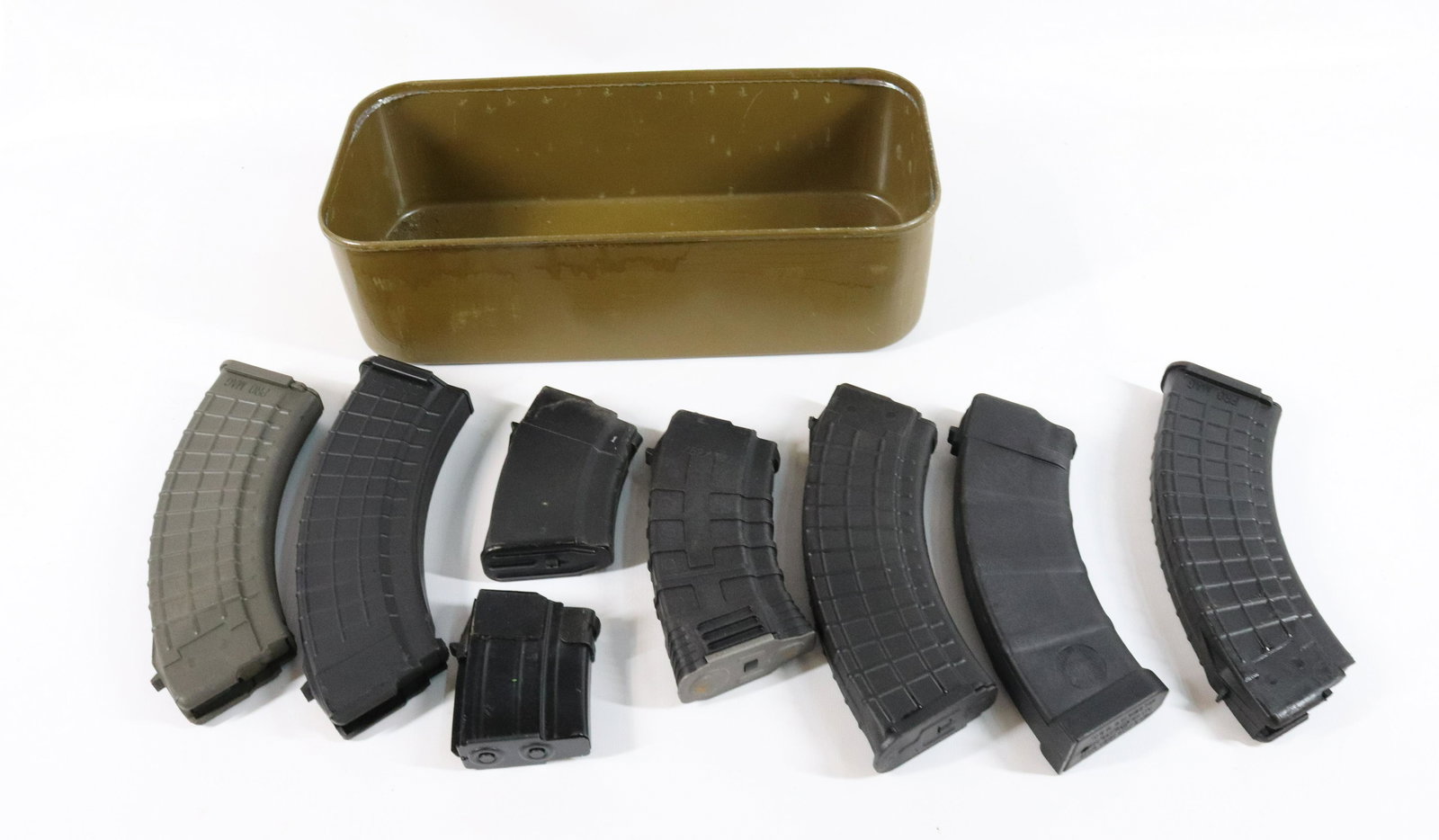 LOT OF AK-47 CLIPS: EIGHT CLIPS.