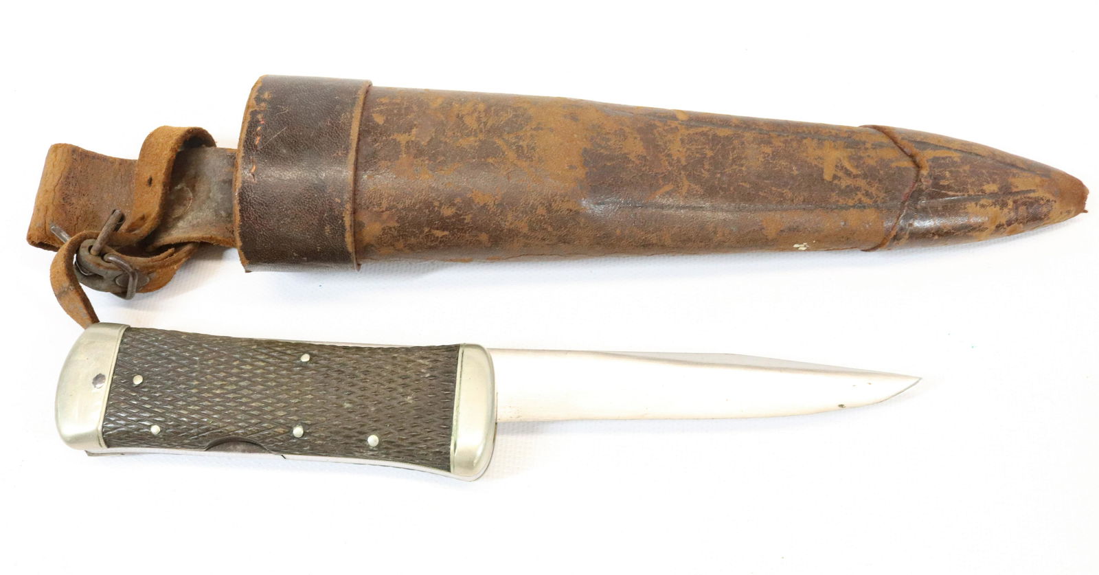 ANTIQUE FOLDING KNIFE: UNUSUAL LONG BLADED FOLDING KNIFE THAT ACTS AS A DAGGER AND FOLDING KNIFE. UNMARKED. BLADE 8" L.