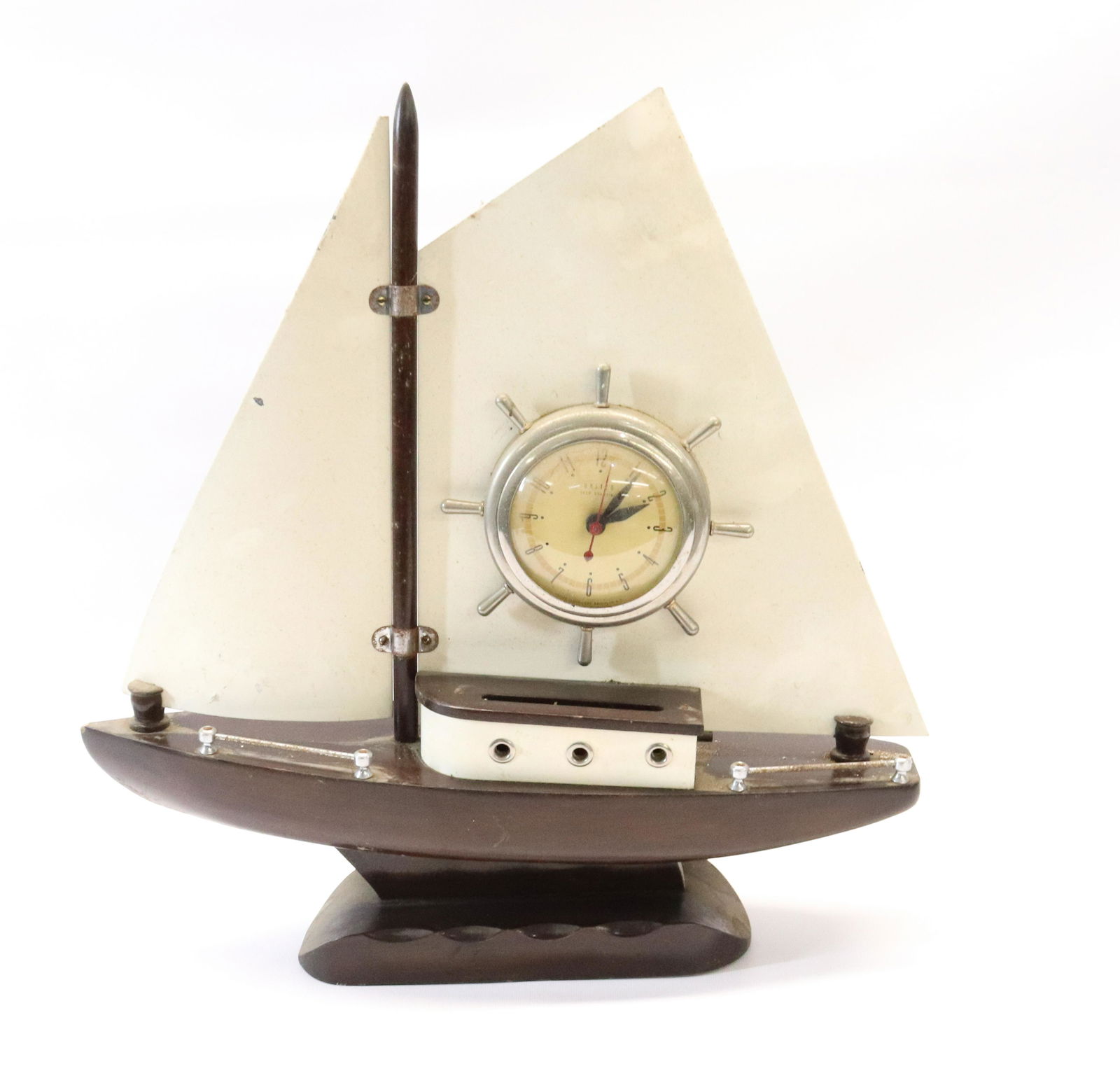 UNITED BRAND SAILBOAT SHAPED CLOCK (1 of 4)