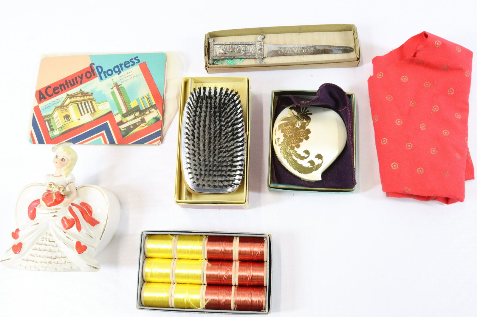 LOT OF VINTAGE SMALLS (1 of 4)