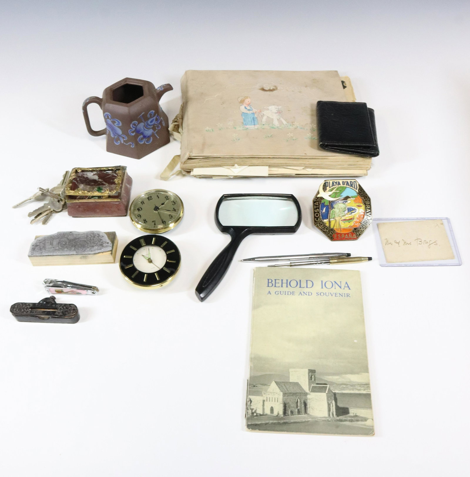 PHOTOGRAPH GROUP (1 of 4)