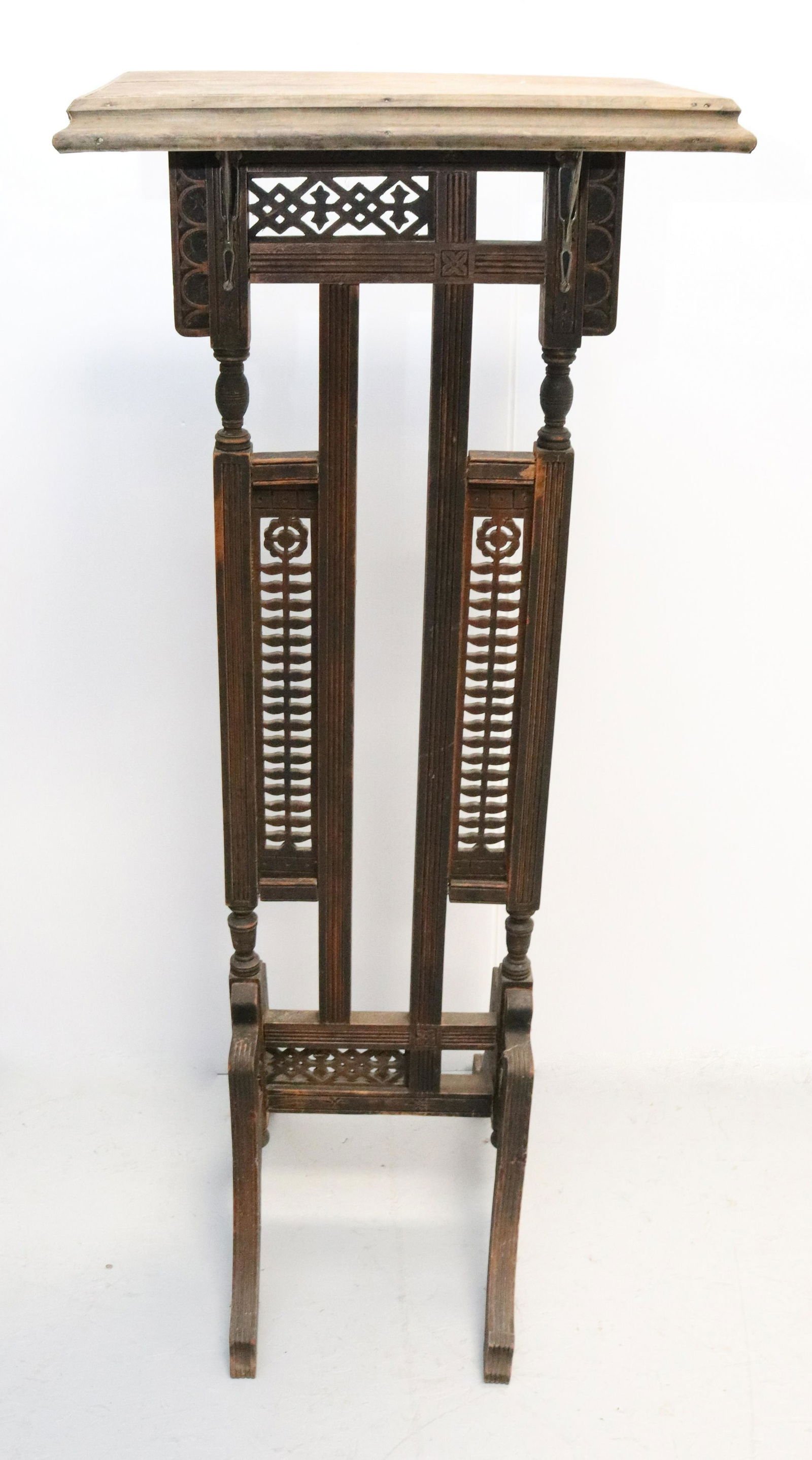 TALL EASTLAKE STAND (1 of 3)